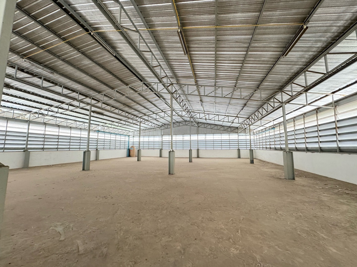 ให้เช่าโกดังเลียบทางด่วนรามอินทรา : 🔆ให้เช่าอาคารโกดังโพธิ์แก้ว 4ชั้น + ดาดฟ้ามีหลังคา 2,300 sq.m.มีลิฟท์🚗จอดรถ 8-10 คัน ว่างพร้อมเข้าอยู่ **🔆
