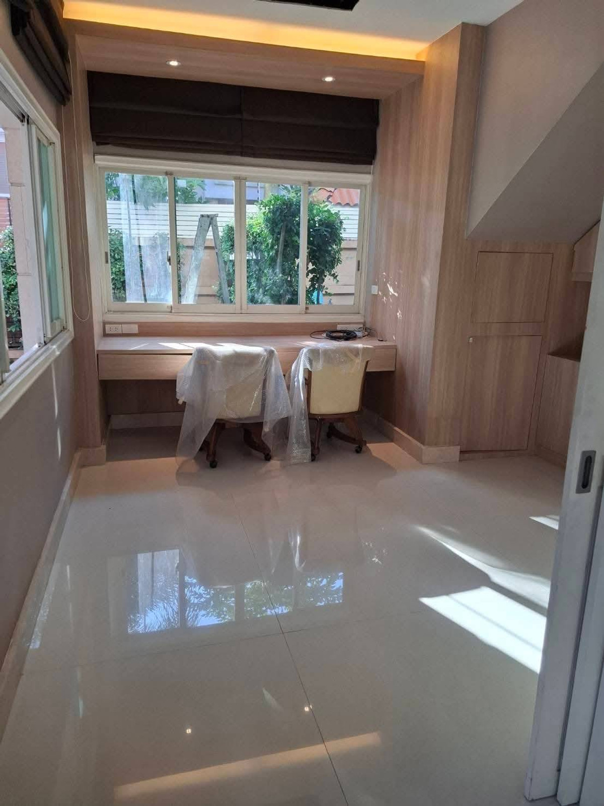 ให้เช่าบ้านรามคำแหง หัวหมาก : บ้านเดี่ยว พื้นที่ 100 ตร.ว. เฟอร์ครบ พร้อมเข้าอยู่ทันที ติดรถไฟฟ้าสายสีส้ม ใกล้ Community สัมมากร ทางด่วนมอเตอร์เวย์ 🚗