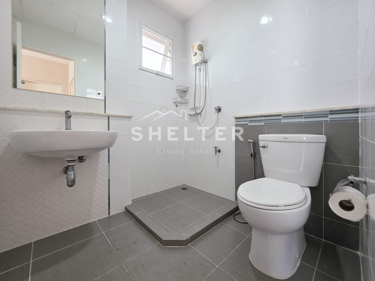 For RentHousePattanakan, Srinakarin : Single house for rent Ready to move in Near the Orange and Yellow lines. Can connect to both Srinakarin-Phatthanakan-Rama 9 🚃