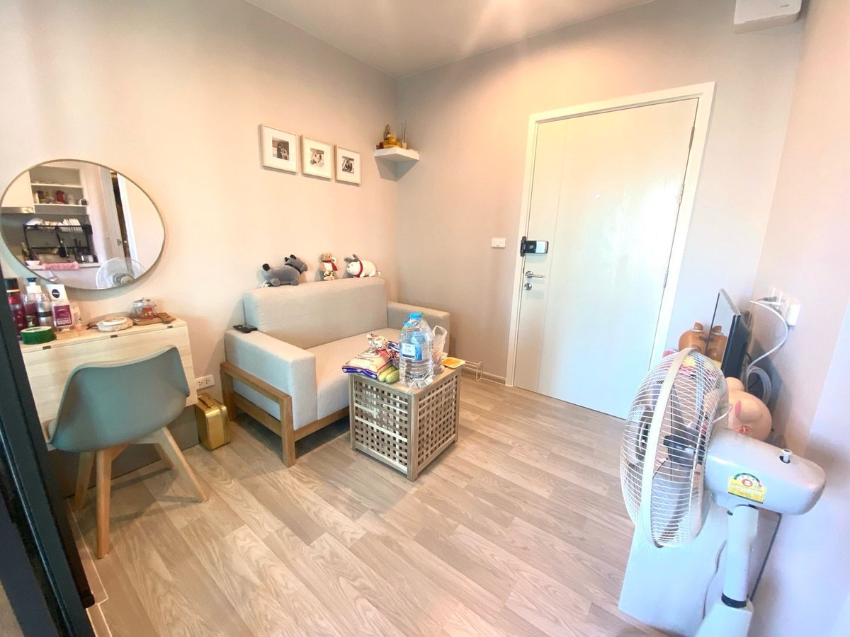 For SaleCondoRama9, Petchburi, RCA : Urgent sale, good price, The Privacy Rama 9, 10th floor, size 23.50 sq m, price 2,000,000 baht, near APl Ramkhamhaeng, ready to move in 🔥