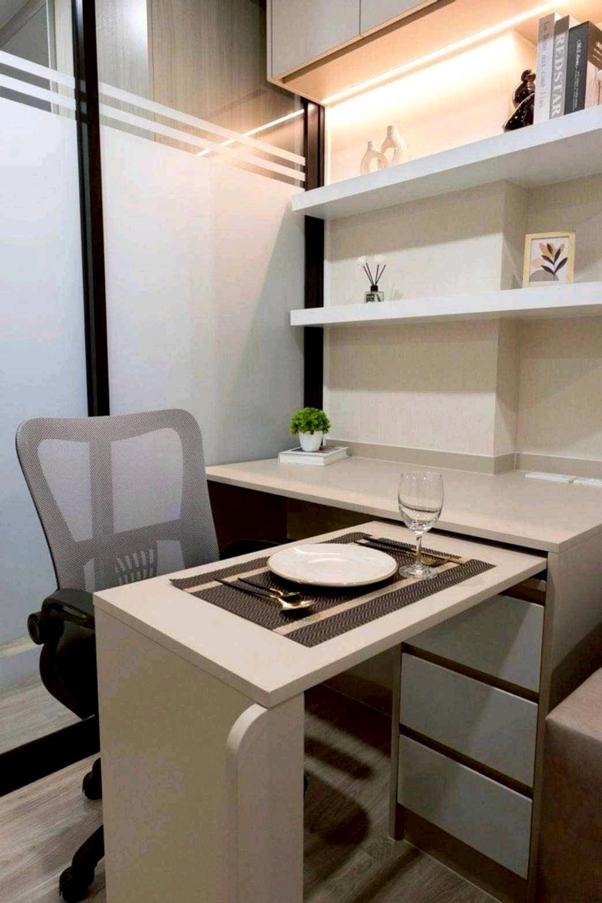 For RentCondoSamut Prakan,Samrong : #E097 (previous code s4527) 🎉160369 Condo for rent at Origin Plug & Play Srinakarin