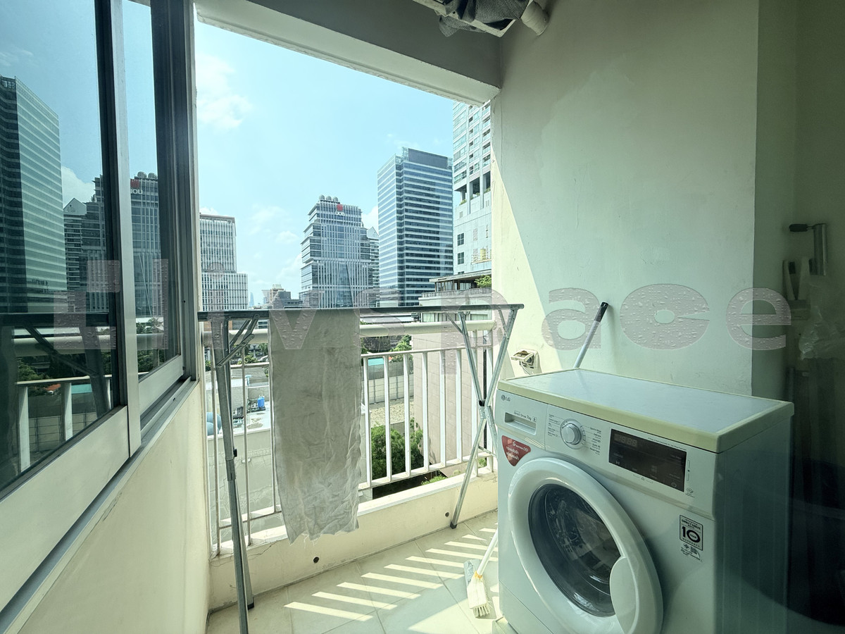 For RentCondoSathorn, Narathiwat : ▚ LH162ツ For Rent: Life@Sathorn 10 1BR 41sqm. 18K🏙️✨ Freshly Cleaned, Fully Furnished, Ready to View, Best Value!