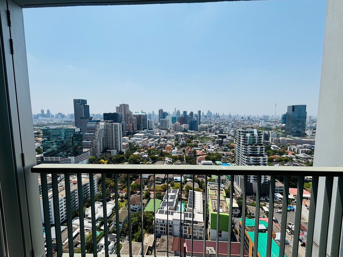 For RentCondoSapankwai,Jatujak : 🔥 FOR RENT / FOR SALE : Rhythm Phahol -Ari Condo 🔥🔥