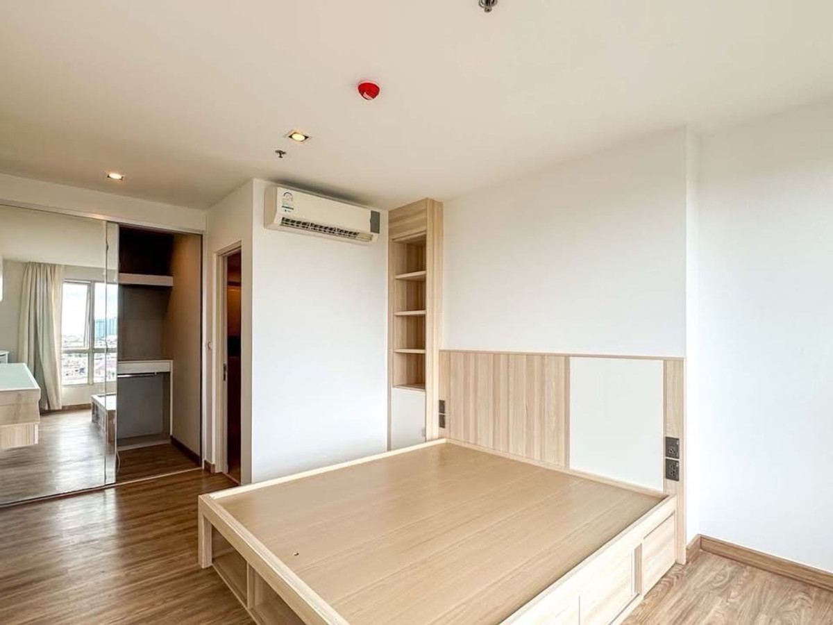 ให้เช่าคอนโดท่าพระ ตลาดพลู วุฒากาศ : 🏢 ให้เช่า The Room Sathorn – Taksin
✨ ห้องใหญ่ รีโนเวทใหม่ เฟอร์นิเจอร์ SB Furnished ใหม่ทั้งห้อง ยังไม่เคยมีผู้ใช้งาน ✨

💰 ค่าเช่า 28,000 บาท / เดือน
