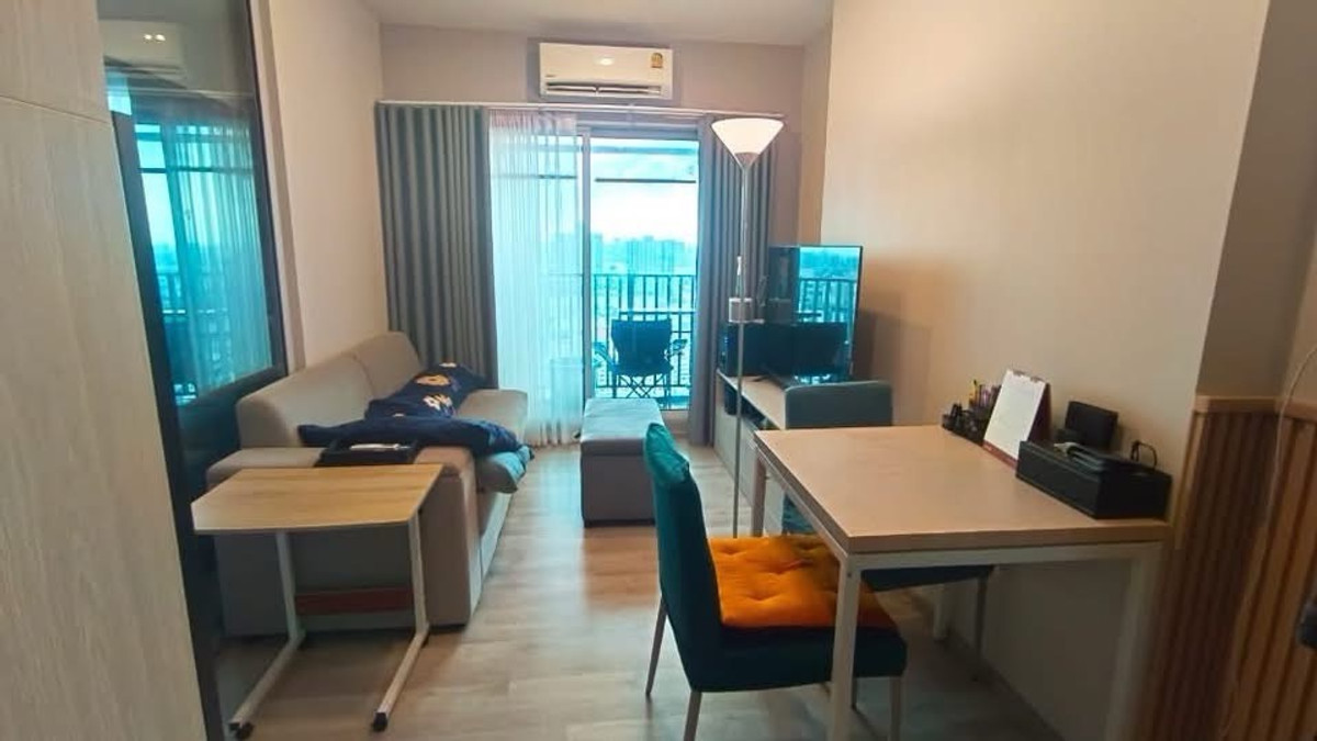 For RentCondoRamkhamhaeng, Hua Mak : Rent 13,000 baht / month (1 year contract)