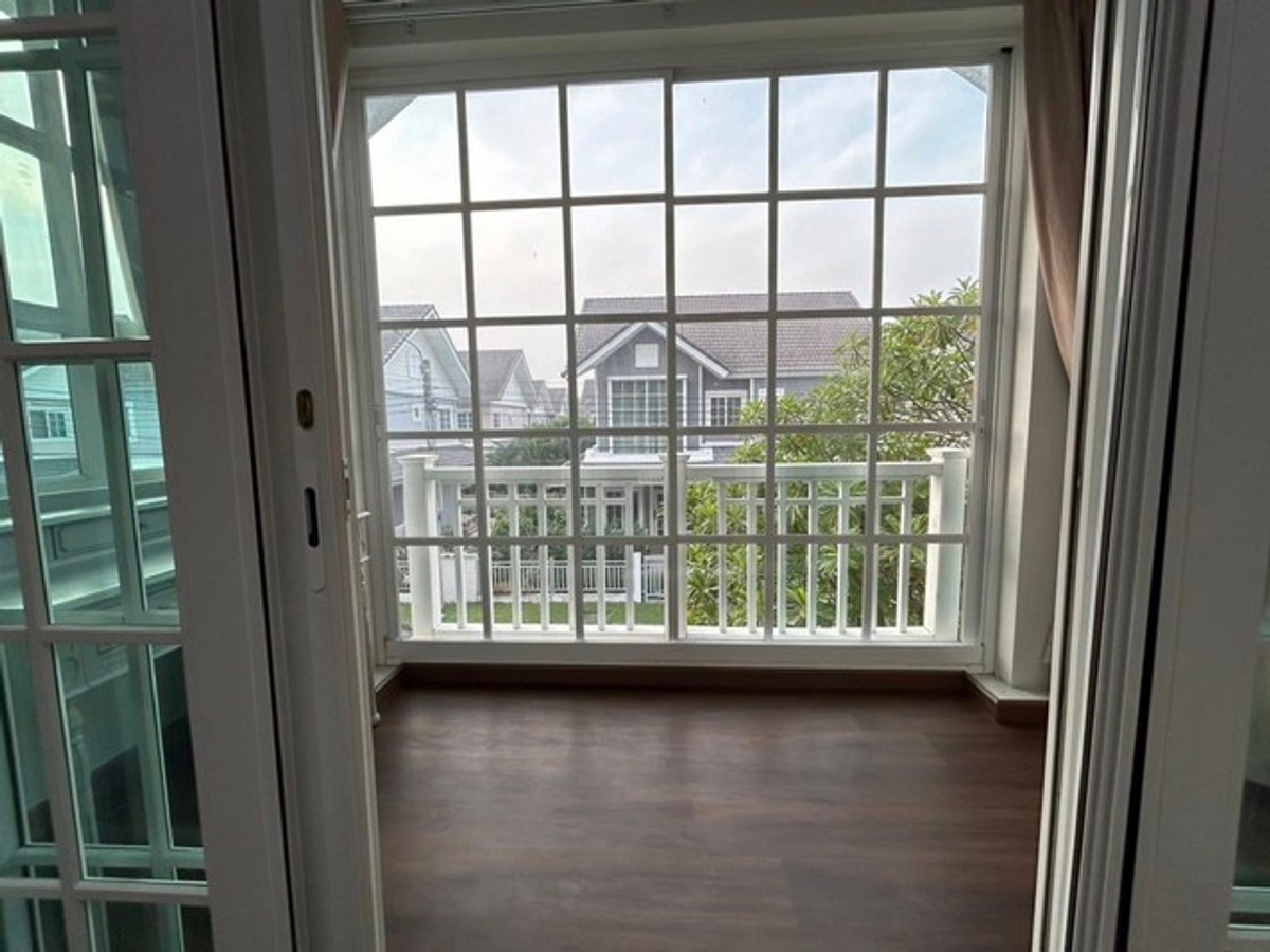 ให้เช่าบ้านนวมินทร์ รามอินทรา : HR3317ให้เช่าบ้านเดี่ยวหรู พร้อมอยู่ บุราสิริ ปัญญาอินทรา เฟอร์นิเจอร์ครบจัดเต็ม บรรยากาศรีสอร์ท วิวยุโรป หิ้วกระเป๋าเข้าอยู่ได้เลย