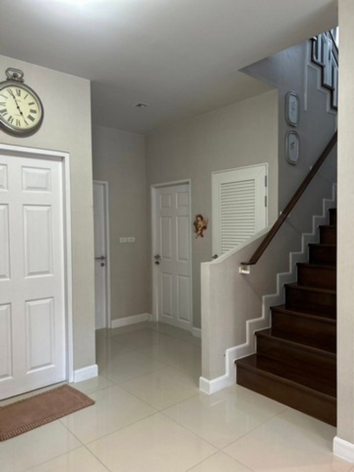 ให้เช่าบ้านนวมินทร์ รามอินทรา : HR3317ให้เช่าบ้านเดี่ยวหรู พร้อมอยู่ บุราสิริ ปัญญาอินทรา เฟอร์นิเจอร์ครบจัดเต็ม บรรยากาศรีสอร์ท วิวยุโรป หิ้วกระเป๋าเข้าอยู่ได้เลย