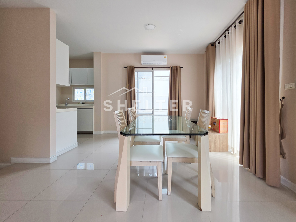 For RentHousePattanakan, Srinakarin : Single house for rent Ready to move in Near the Orange and Yellow lines. Can connect to both Srinakarin-Phatthanakan-Rama 9 🚃