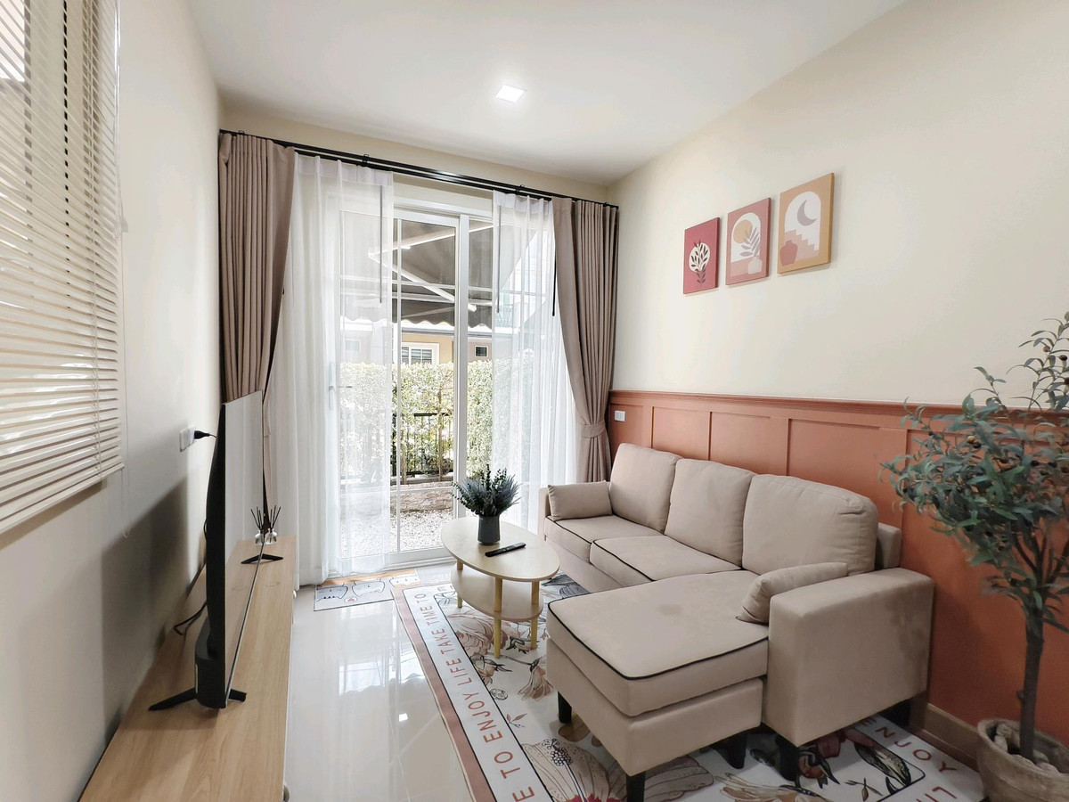 For RentTownhomePathum Thani,Rangsit, Thammasat : Townhouse for rent ✨ Golden Town Future-Rangsit ✨ 3 bedrooms, 2 bathrooms, fully furnished and equipped with appliances.