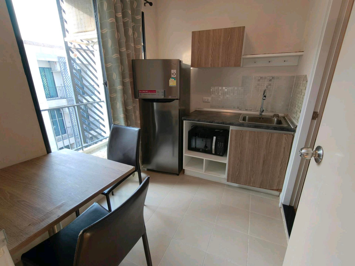 For SaleCondoSamut Prakan,Samrong : Condo for sale below market Lesto condo 113 1.35 million baht