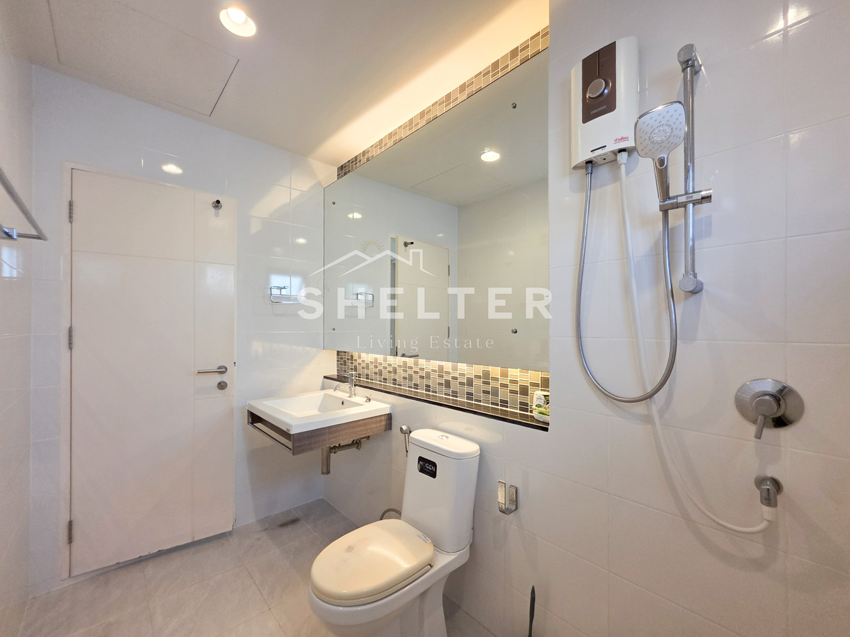 For RentHousePattanakan, Srinakarin : Single house for rent, ready to move in immediately, fully furnished, near Wellington International School 🏫