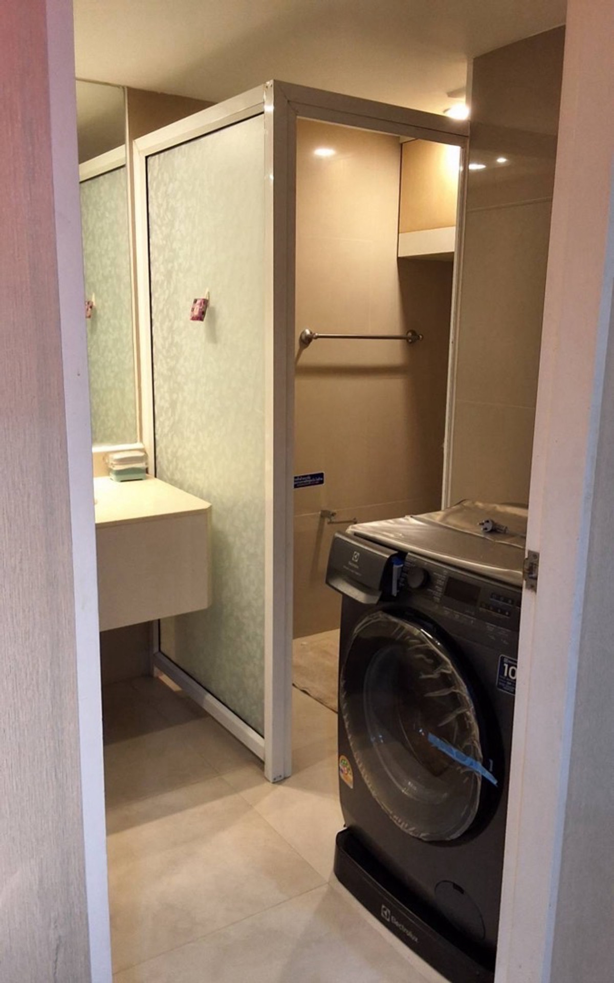 For RentCondoNana, North Nana,Sukhumvit13, Soi Nana : For rent: The Trendy Condo ☎️ 0912322009