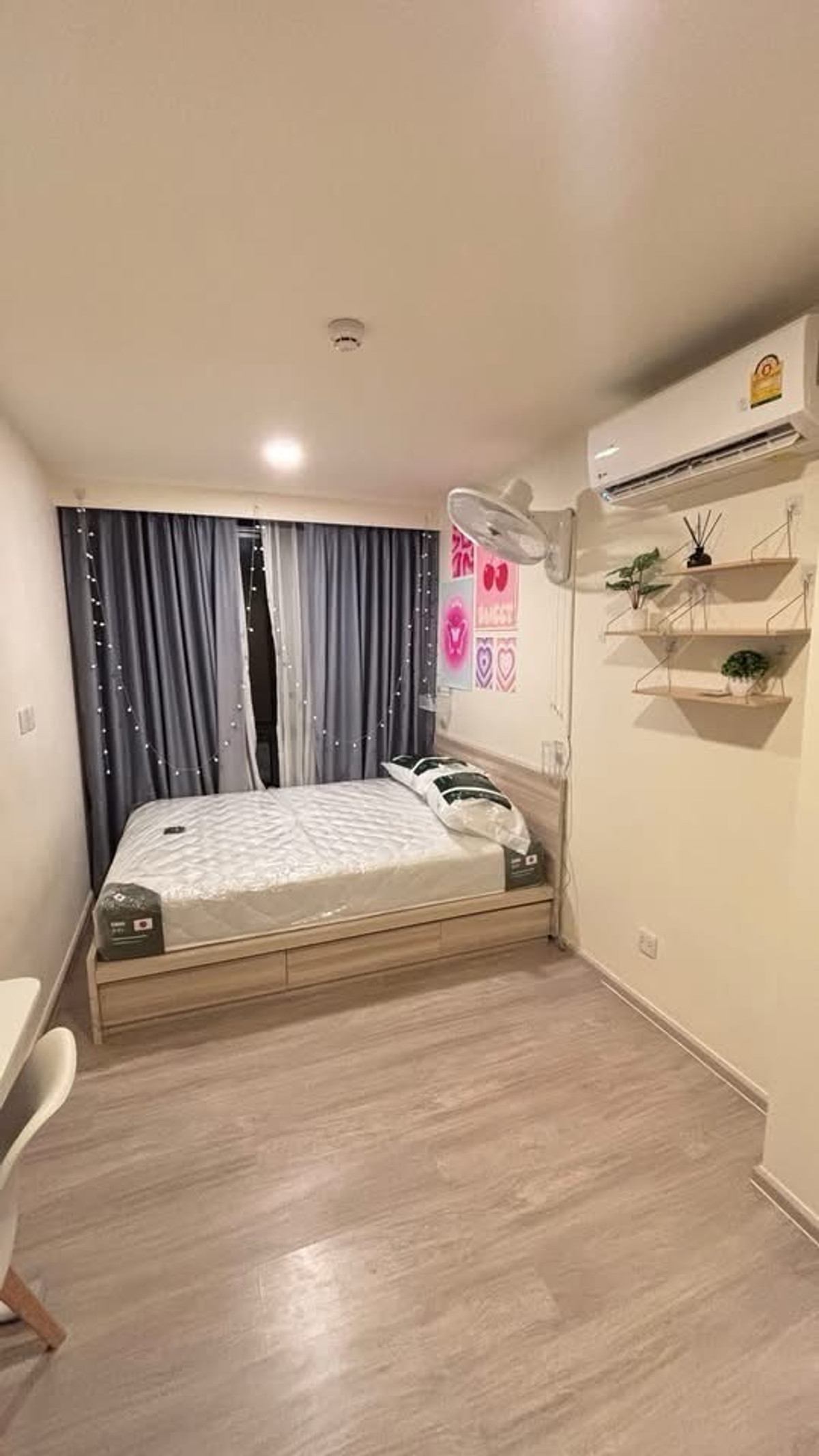 ให้เช่าคอนโดพระราม 9 เพชรบุรีตัดใหม่ RCA : 🏢🐶🐱 ให้เช่า Maestro 03 Ratchada – Rama 9 
คอนโดเลี้ยงสัตว์ได้ ใจกลางรัชดา บรรยากาศเงียบสงบ เป็นส่วนตัวสูง

💰 ราคาเช่า 17,000 บาท / เดือน (สัญญา 2 ปี)