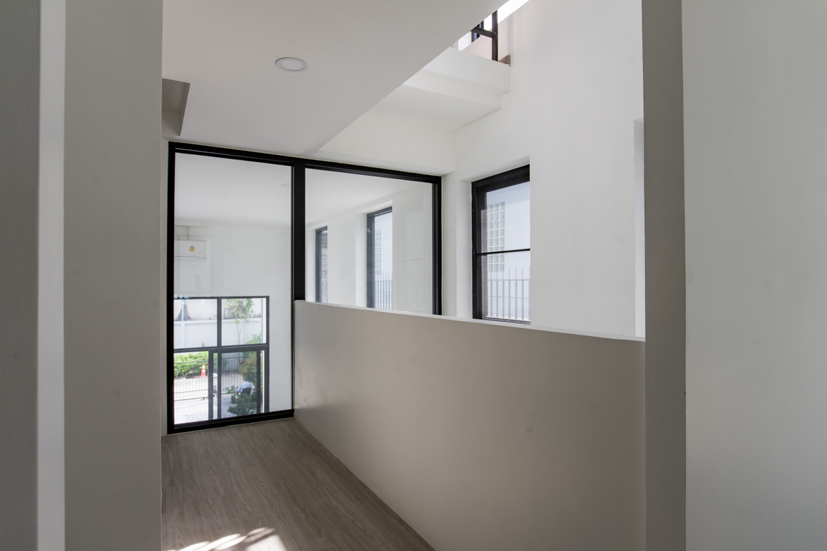 For SaleTownhomePattanakan, Srinakarin : Pandao Place Krungthep Kreetha 19 / 4 Bedrooms (Male), Pandao Place Krungthep Kreetha 19 / 4 Bedrooms (FOR SALE) BZD161