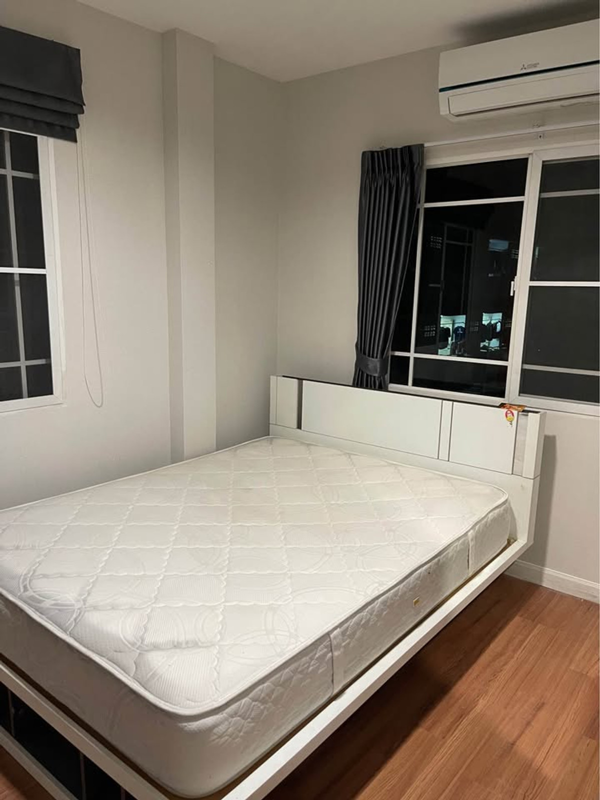 For RentHousePattanakan, Srinakarin : For rent 81.5 sq m, 3 bedrooms, 3 bathrooms, 2-story detached house, Manthana Rama 9, Srinakarin, Krungthep Kreetha Soi 7.