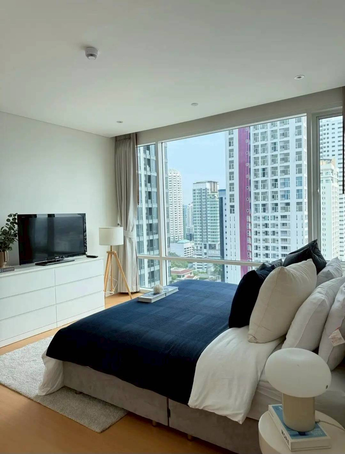 ให้เช่าคอนโดสุขุมวิท อโศก ทองหล่อ : ✅ GT16078 | Fullerton Sukhumvit (Pet Friendly) | 6 months | 1 Year For rent 