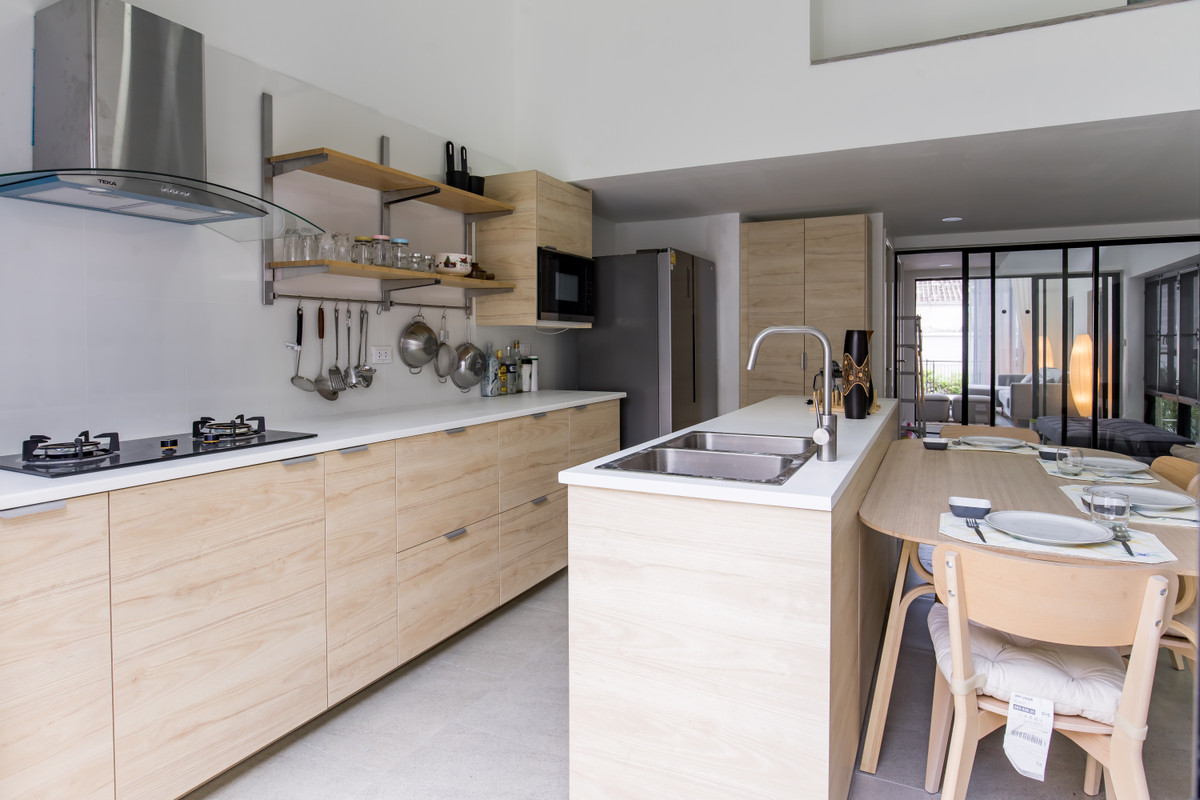 For SaleTownhomePattanakan, Srinakarin : Pandao Place Krungthep Kreetha 19 / 4 Bedrooms (Male), Pandao Place Krungthep Kreetha 19 / 4 Bedrooms (FOR SALE) BZD161