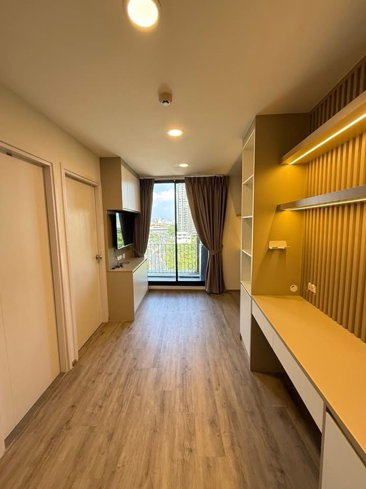 ให้เช่าคอนโดวงเวียนใหญ่ เจริญนคร : 🏢 ให้เช่า / ขาย Ideo Sathorn – Wongwianyai
✨ ห้องสวย ฮวงจุ้ยดี ไม่ติดลิฟต์ ไม่ติดห้องขยะ พร้อมเข้าอยู่

💰 ราคาเช่า 16,000 บาท / เดือน