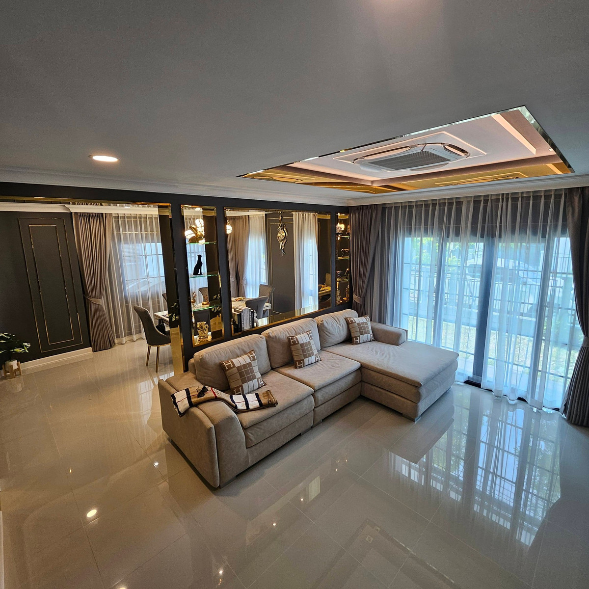 ให้เช่าบ้านบางนา แบริ่ง ลาซาล : ให้เช่า 70ตรว 5นอน5น้ำ บ้านเดี่ยว 2 ชั้น Centro บางนา ติดห้างเมกาบางนา 