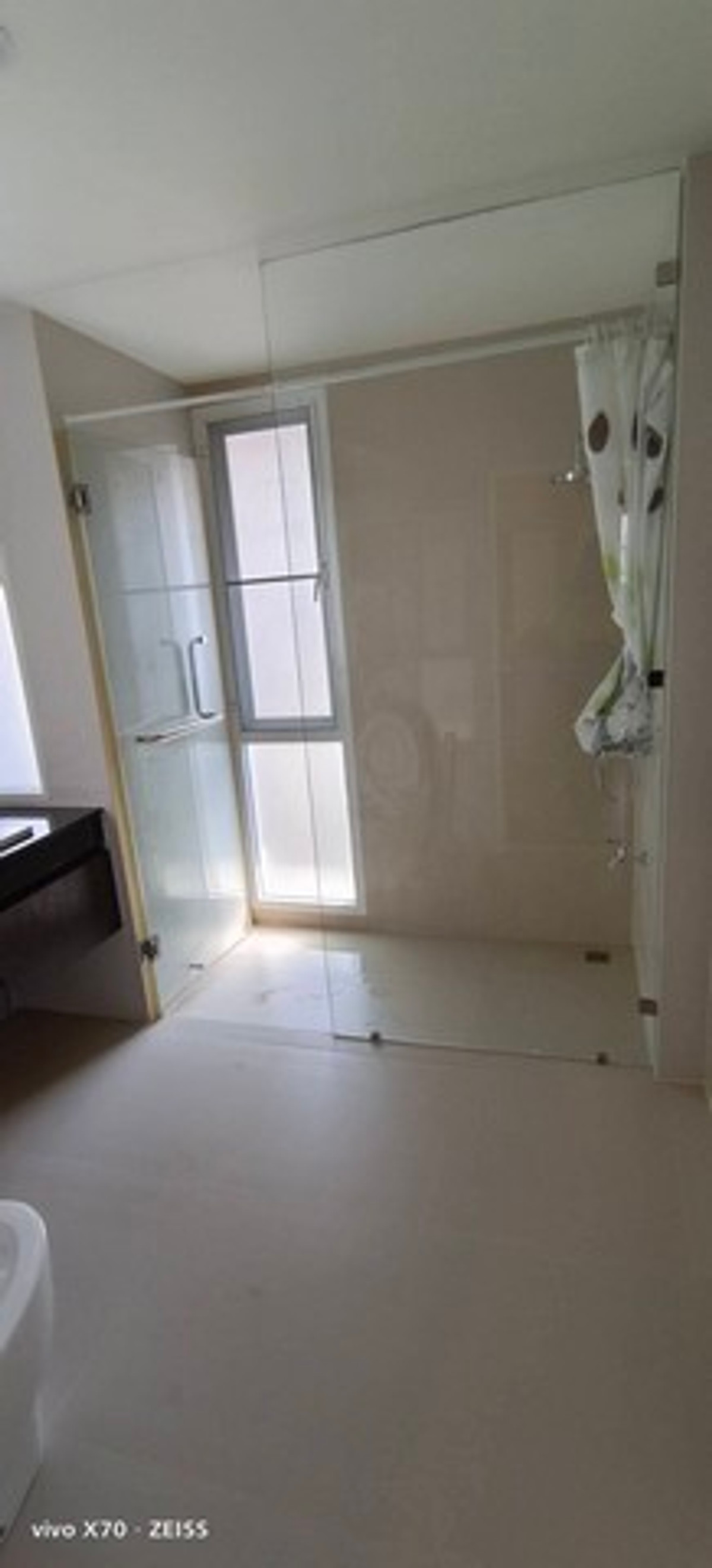 For RentHouseSamut Prakan,Samrong : HR3318 Luxury detached house for rent, Nara Botanic Srinakarin project, close to the Yellow Line, only 200 meters, built-in throughout, ready to move in.