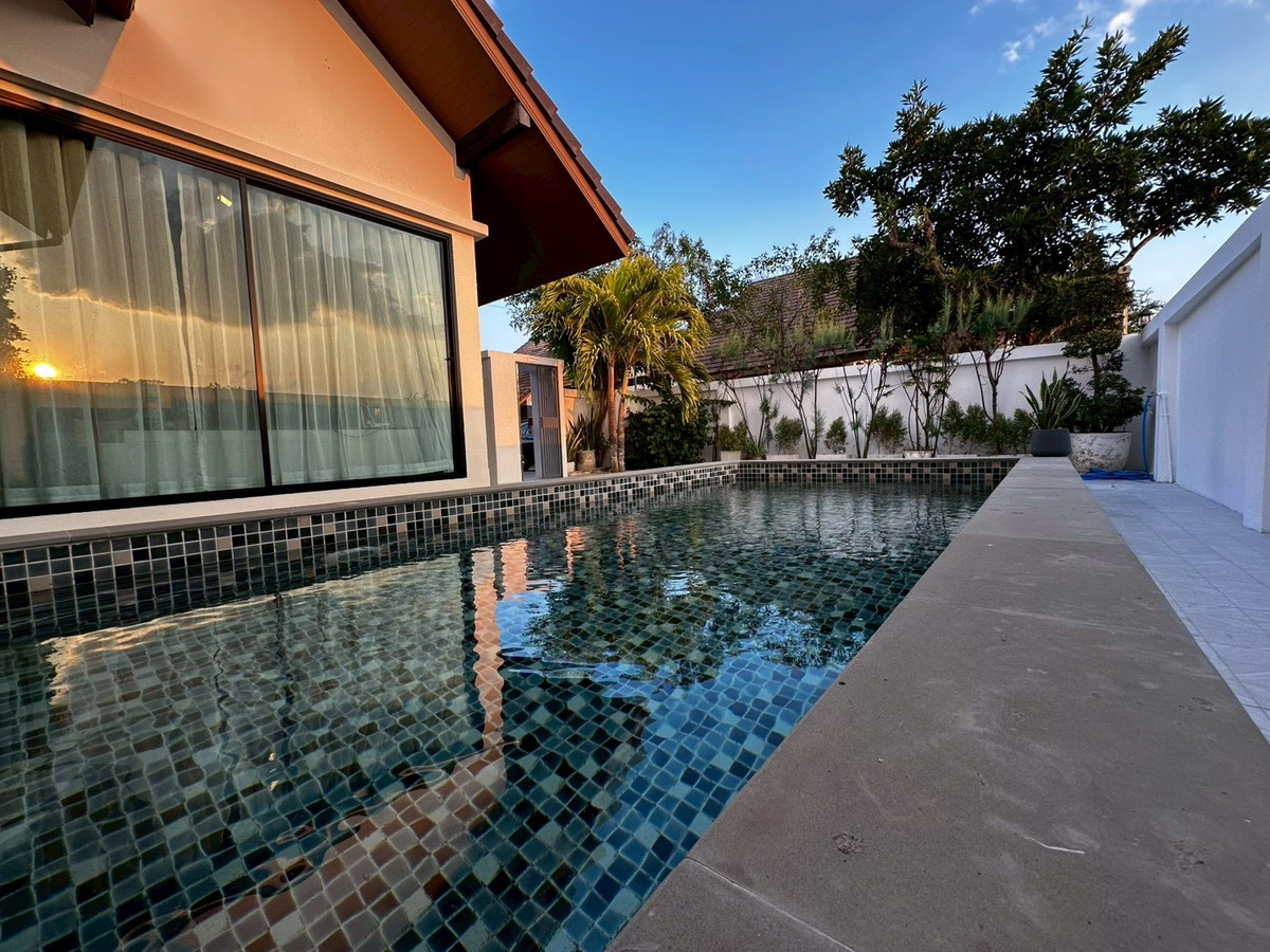 For SaleHousePattaya, Bangsaen, Chonburi : The Maple Pattaya / 2 Bedrooms (For Sale), The Maple Pattaya / 2 Bedrooms (FOR SALE) AM088