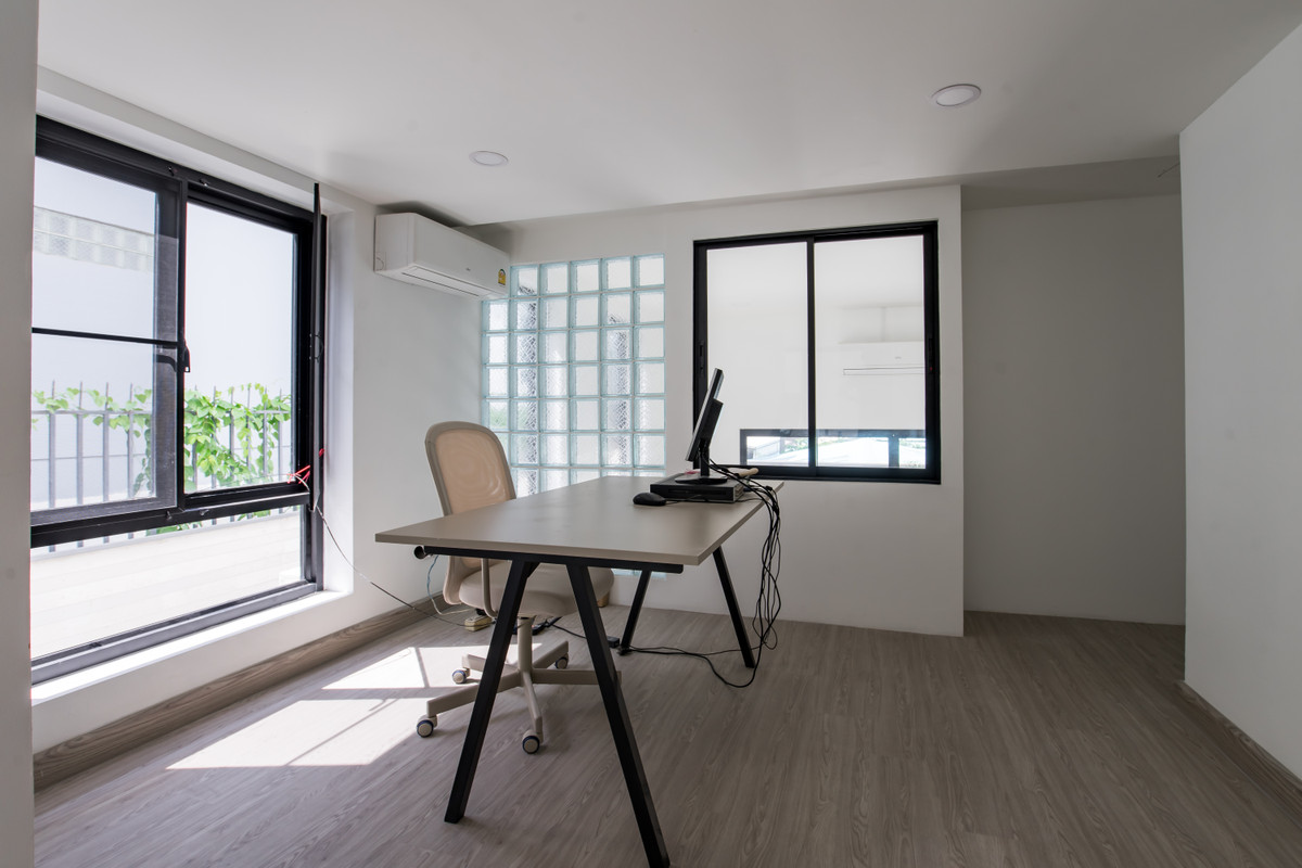 For SaleTownhomePattanakan, Srinakarin : Pandao Place Krungthep Kreetha 19 / 4 Bedrooms (Male), Pandao Place Krungthep Kreetha 19 / 4 Bedrooms (FOR SALE) BZD161