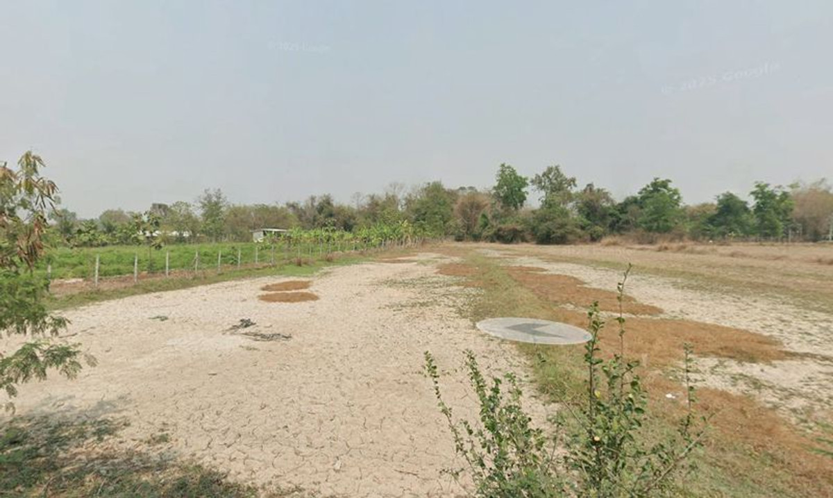 For SaleLandLamphun : Empty land for sale, 5 rai 1 ngan 22.5 square wah, Ban Thi Subdistrict, Ban Thi District, Lamphun Province.