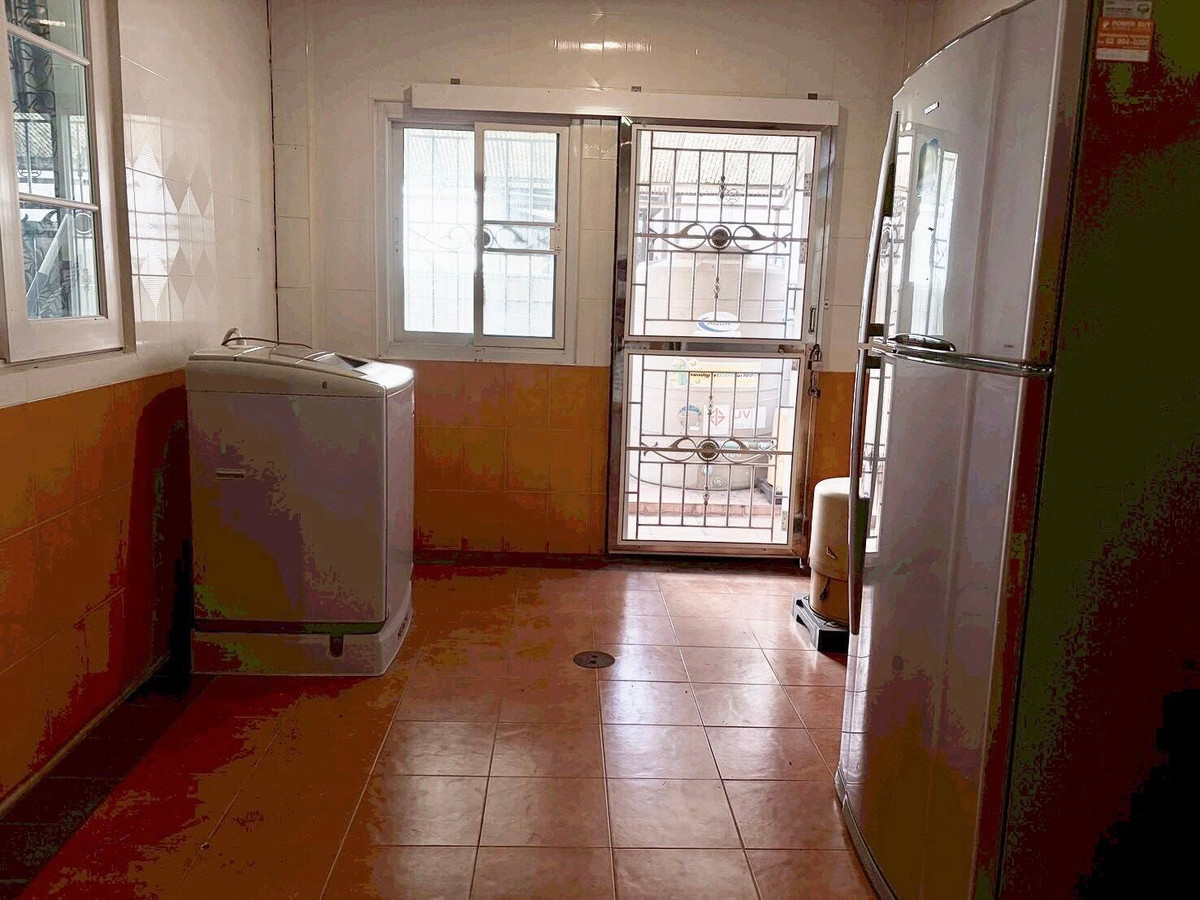 For RentTownhomeThaphra, Talat Phlu, Wutthakat : HR3319 Townhome for rent, Project: Urban Sathorn, corner house, wide area, connected to Sathorn only 10 minutes, near BTS Bang Wa.