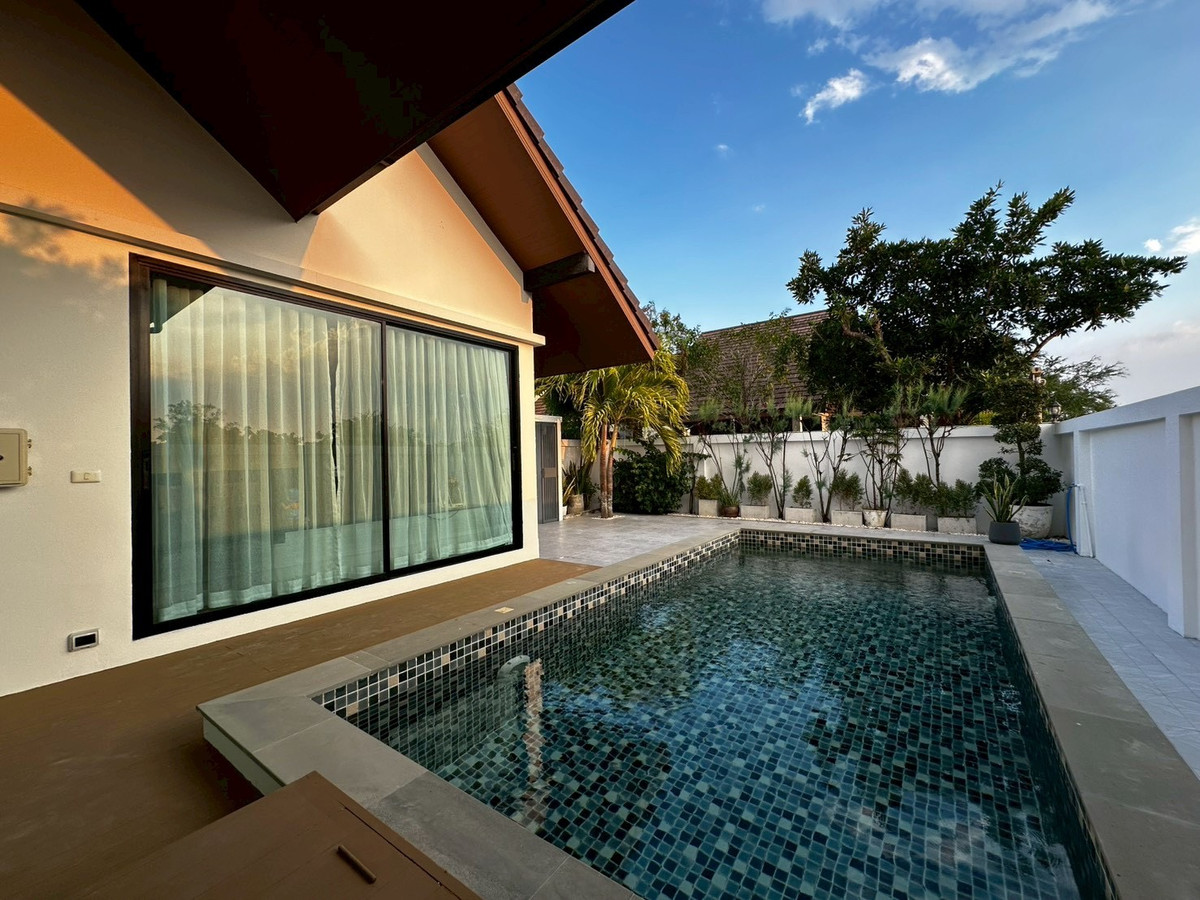 For SaleHousePattaya, Bangsaen, Chonburi : The Maple Pattaya / 2 Bedrooms (For Sale), The Maple Pattaya / 2 Bedrooms (FOR SALE) AM088