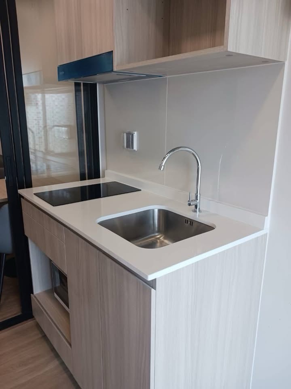 ให้เช่าคอนโดมีนบุรี-ร่มเกล้า : 🏢✨ ปล่อยเช่าคอนโด Atmoz Flow Minburi พร้อมเข้าอยู่ ✨🏢
💎 ห้องใหม่เอี่ยม สวยมาก เฟอร์ครบ พร้อมอยู่ทันที 💎

💰 ค่าเช่าเพียง 10,000 บาท / เดือน (รวมค่าส่วนกลางแล้ว)