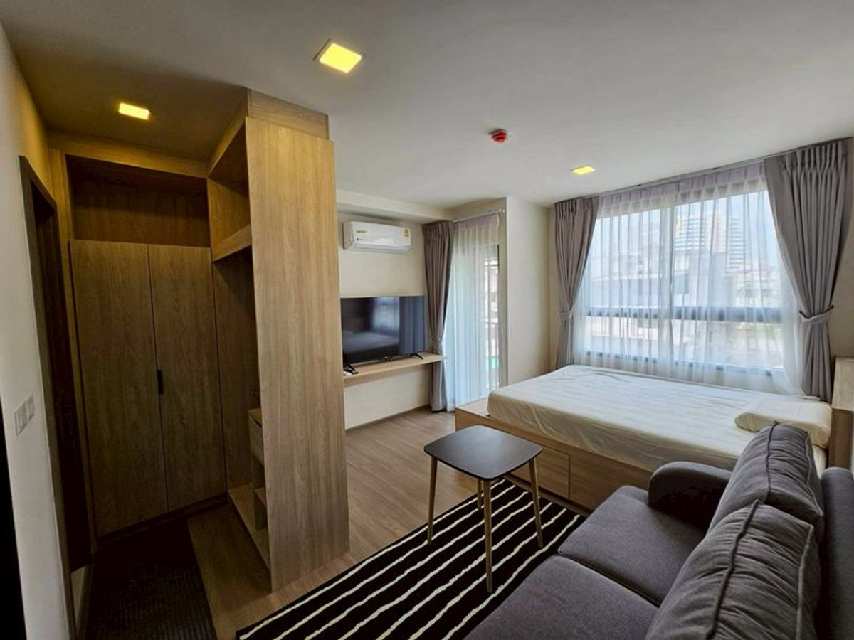 For SaleCondoRamkhamhaeng, Hua Mak : Urgent Sale ✨ THE MUVE Ram 22 ✨ Fully Furnished and Equipped with Appliances. Near BTS.