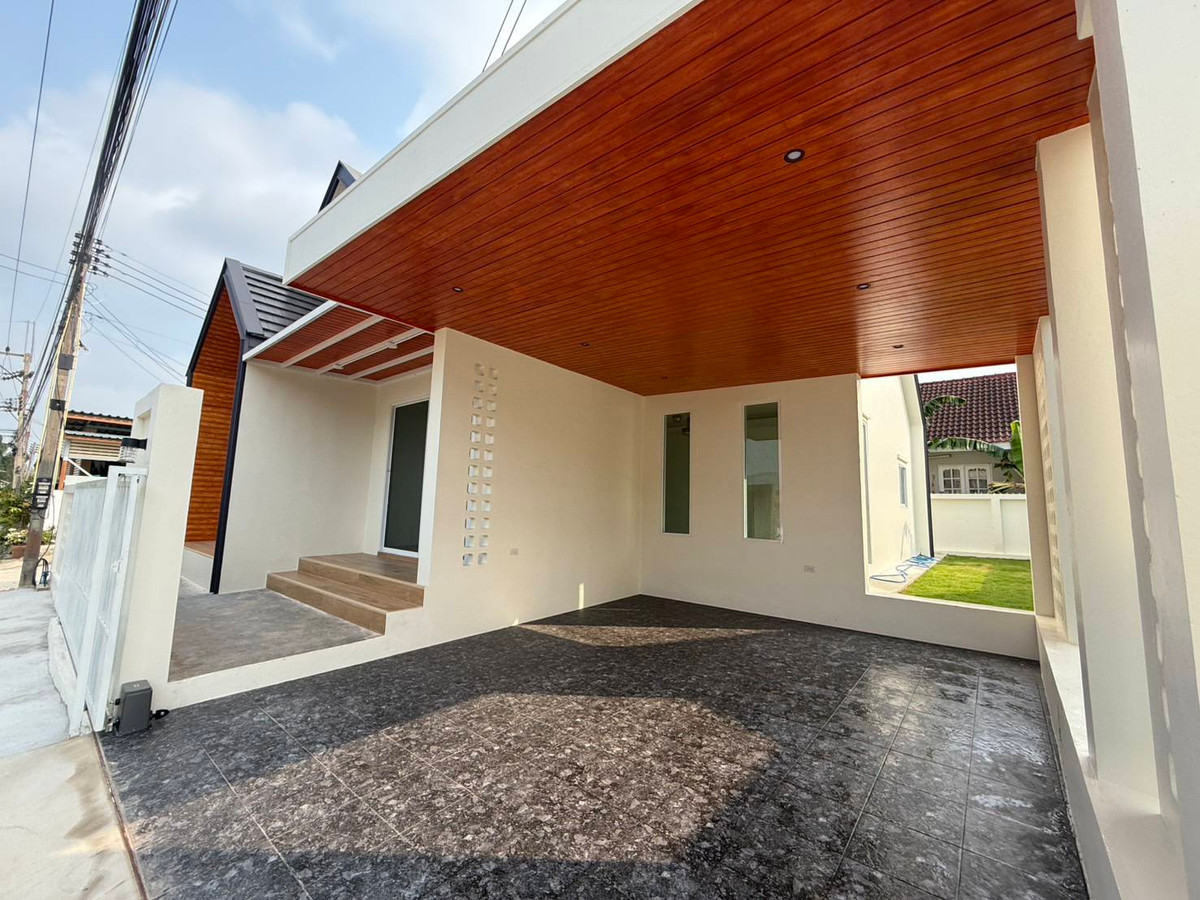 For SaleHousePattaya, Bangsaen, Chonburi : Single house with land Phet Kanchana Village / 3 Bedrooms (FOR SALE), House with Land Phet Kanchana Village / 3 Bedrooms (FOR SALE) BEWN123