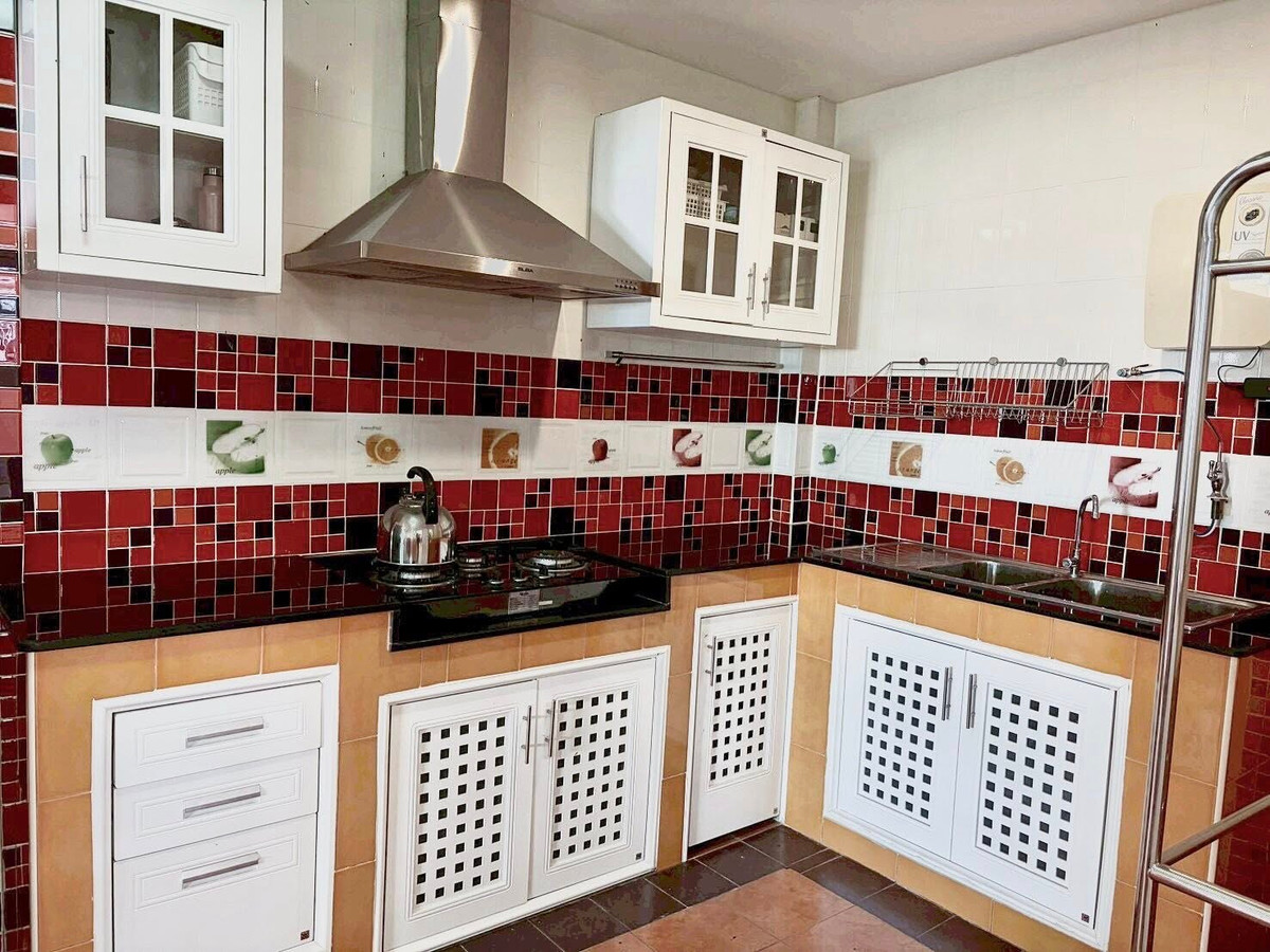 For RentTownhomeThaphra, Talat Phlu, Wutthakat : HR3319 Townhome for rent, Project: Urban Sathorn, corner house, wide area, connected to Sathorn only 10 minutes, near BTS Bang Wa.