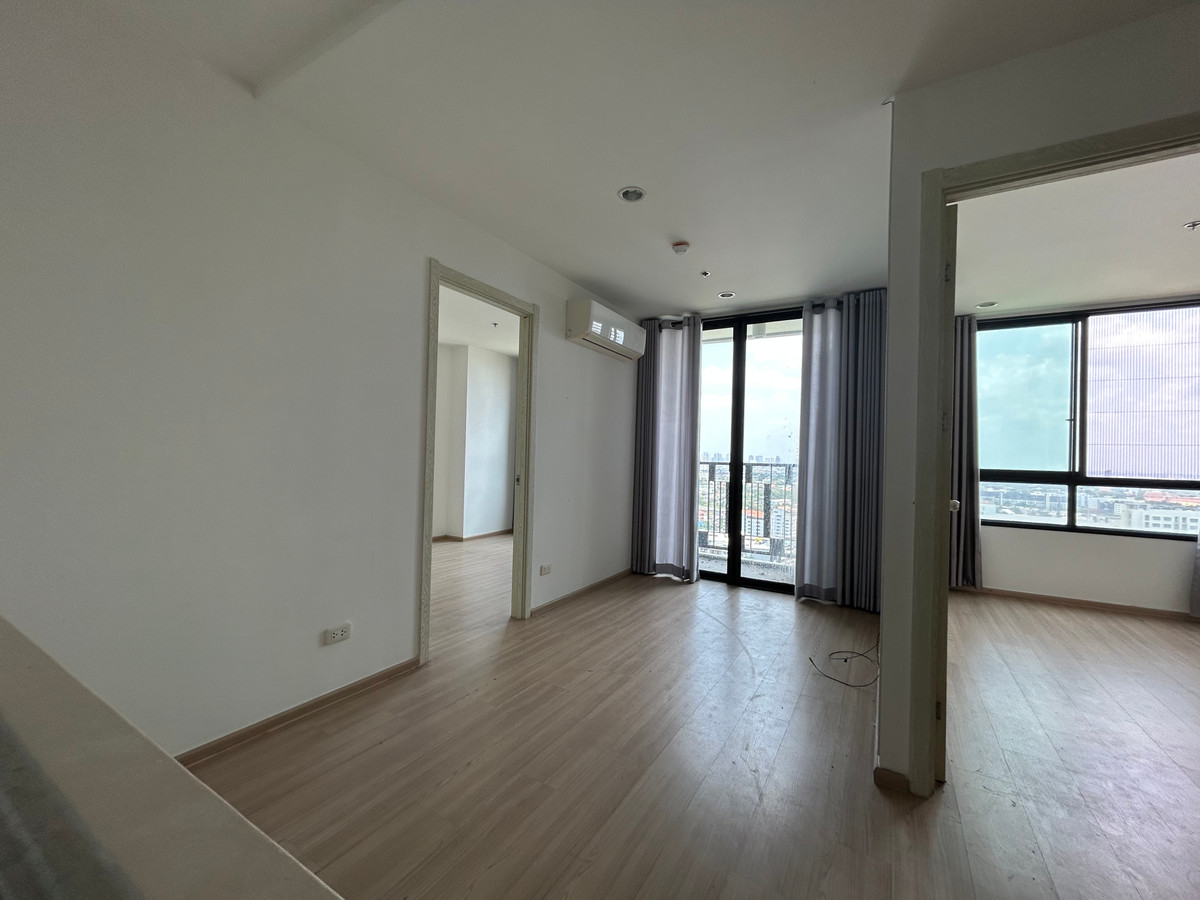 For SaleCondoOnnut, Udomsuk : Condo for sale Artemis Sukhumvit 77, size 2 bedrooms, 45 square meters, high floor, price includes transfer fee.