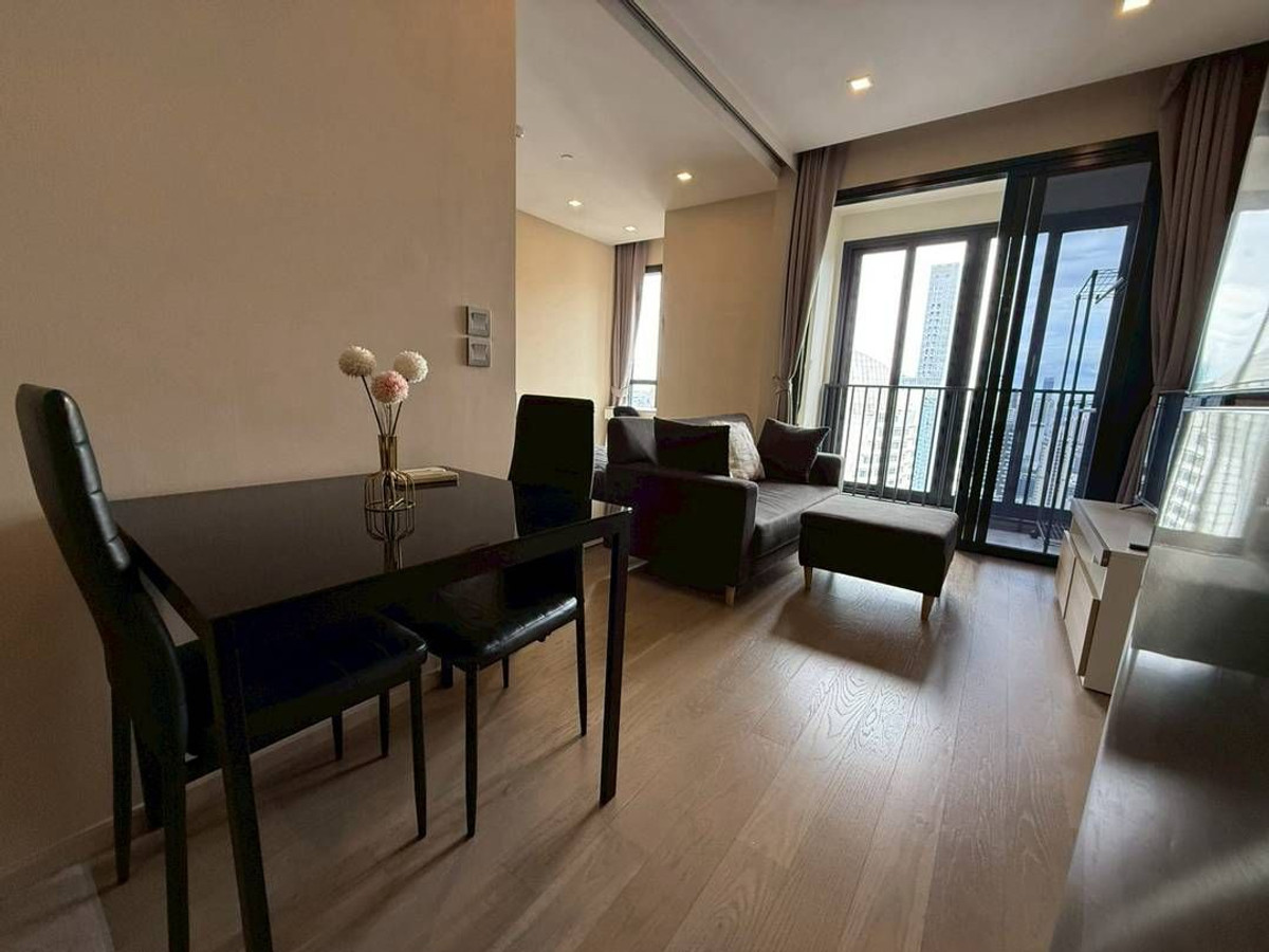 ให้เช่าคอนโดสุขุมวิท อโศก ทองหล่อ : Condo for rent  : Ashton Asoke , Closed MRT Sukhumvit/BTS Asoke/Terminal 21 (Rt-01)