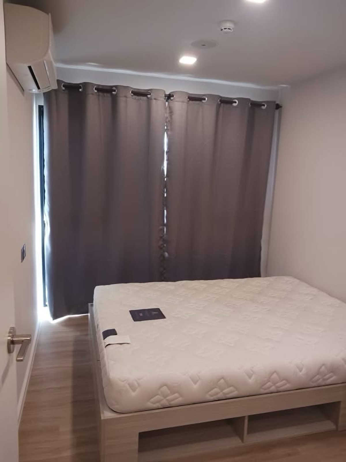 For RentCondoMin Buri, Romklao : 🏢✨ Condo for rent Atmoz Flow Minburi, ready to move in ✨🏢
💎 Brand new room, very beautiful, fully furnished, ready to move in immediately 💎

💰 Rent only 10,000 baht / month (including common fees)