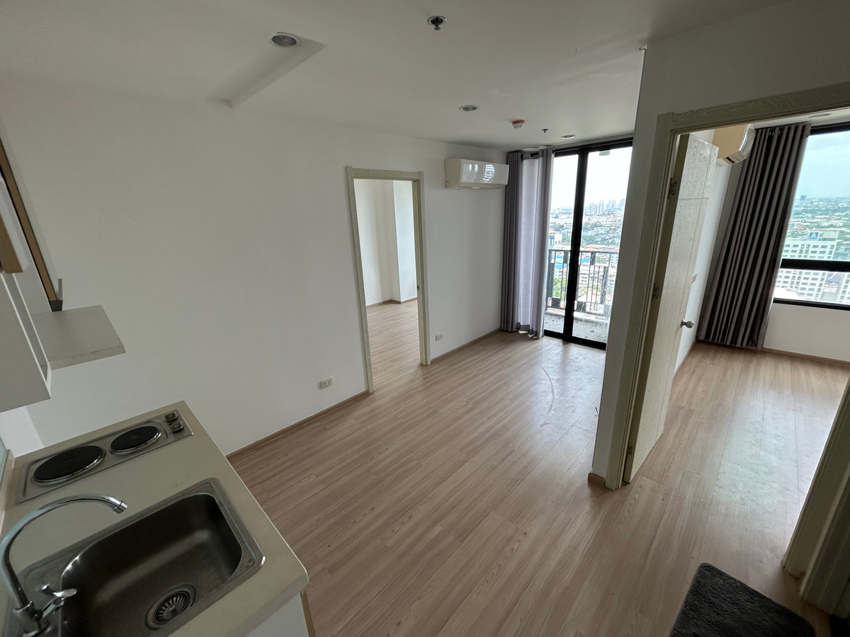 For SaleCondoOnnut, Udomsuk : Condo for sale Artemis Sukhumvit 77, size 2 bedrooms, 45 square meters, high floor, price includes transfer fee.