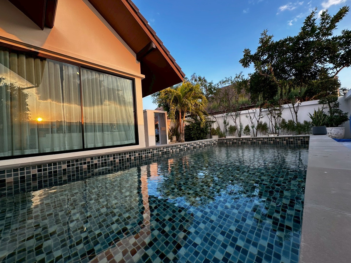 For SaleHousePattaya, Bangsaen, Chonburi : The Maple Pattaya / 2 Bedrooms (For Sale), The Maple Pattaya / 2 Bedrooms (FOR SALE) AM088