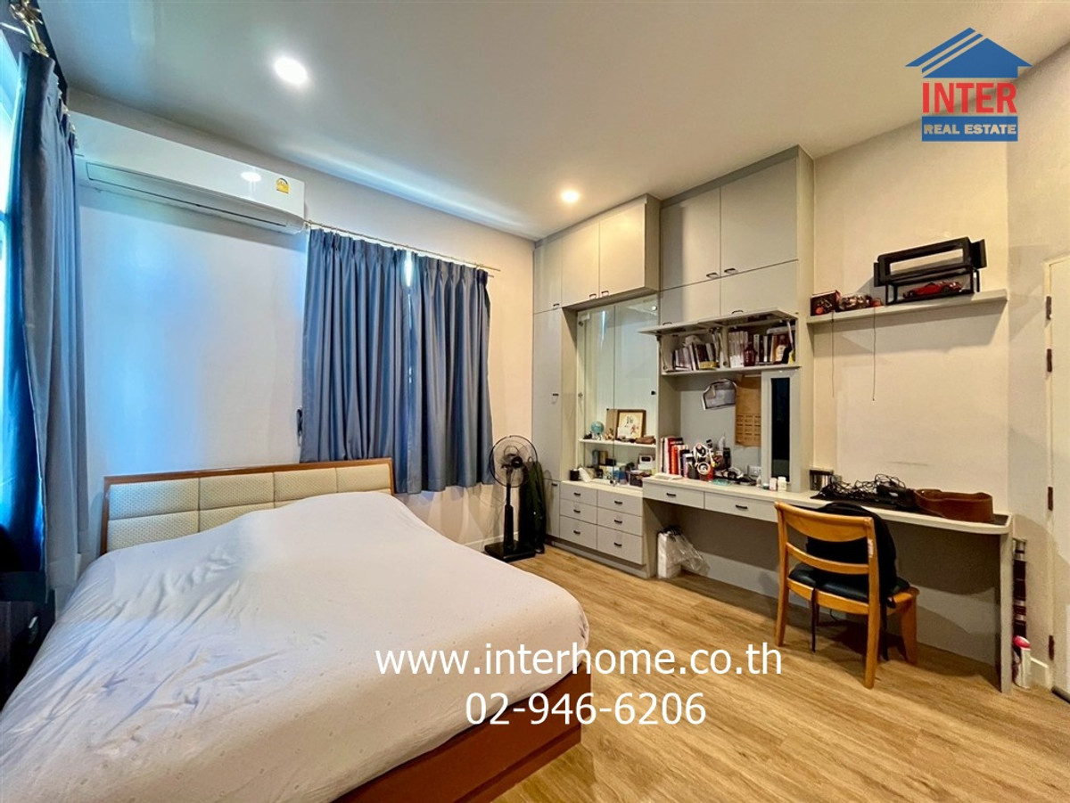 For SaleHousePhutthamonthon, Salaya : 2-story detached house, 100 sq m, Pathomporn Grand Home Village, Phutthamonthon Sai 3, Phran Nok-Phutthamonthon Road. Phutthamonthon Sai 3 Road, Bang Khae District, Bangkok