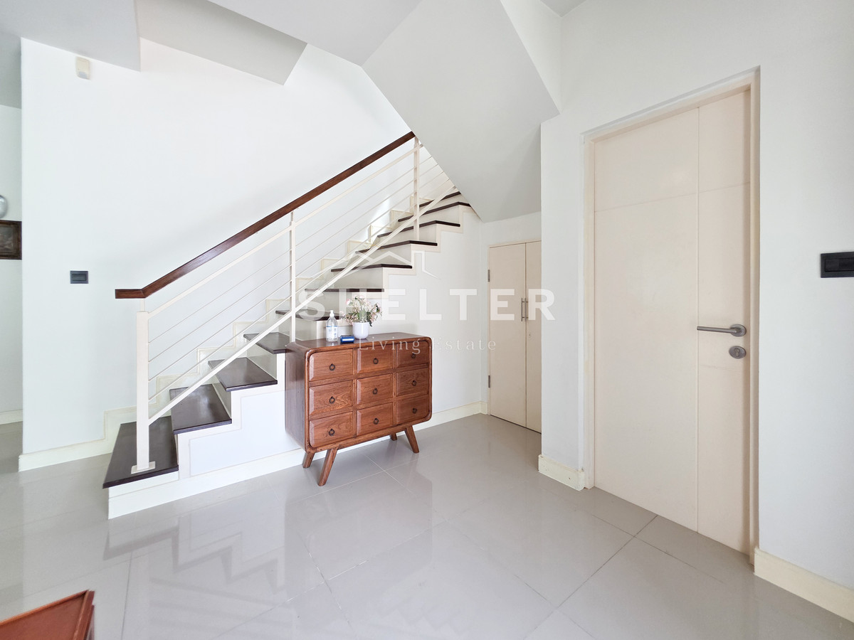 For RentHousePattanakan, Srinakarin : Single house for rent, ready to move in immediately, fully furnished, near Wellington International School 🏫