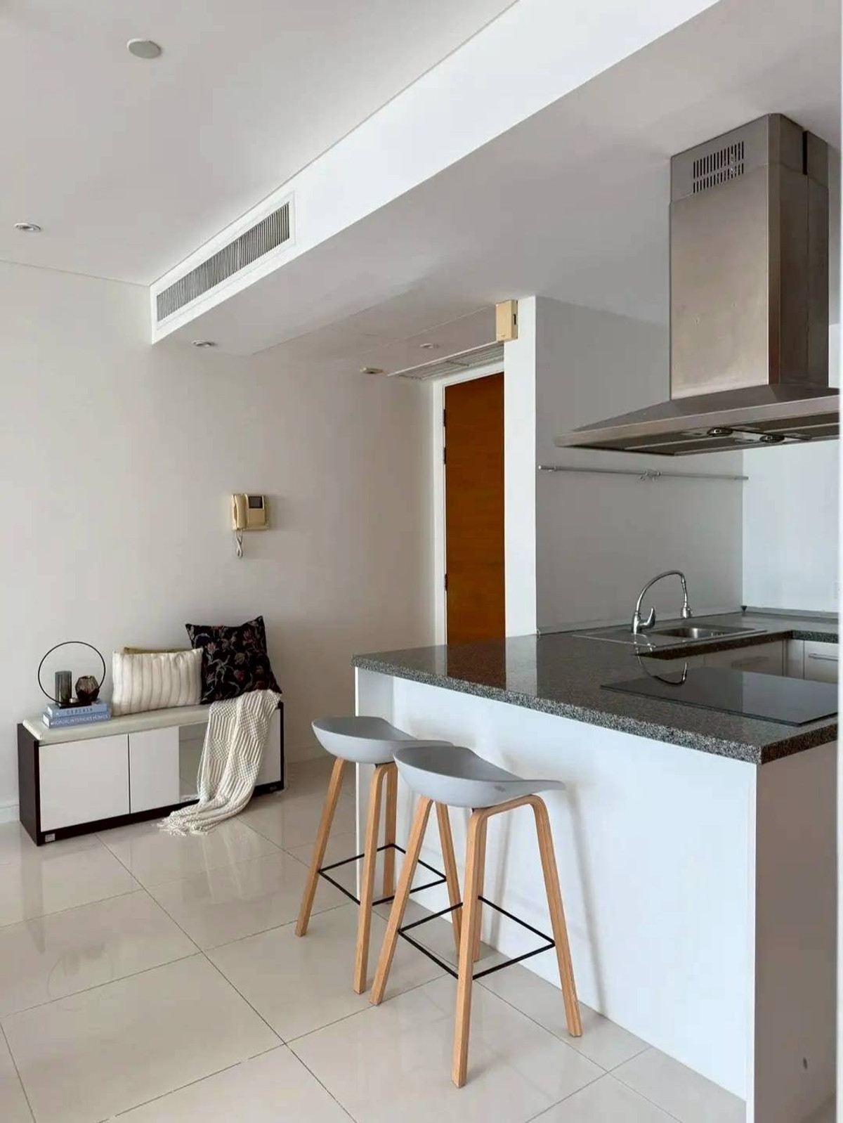 ให้เช่าคอนโดสุขุมวิท อโศก ทองหล่อ : ✅ GT16078 | Fullerton Sukhumvit (Pet Friendly) | 6 months | 1 Year For rent 