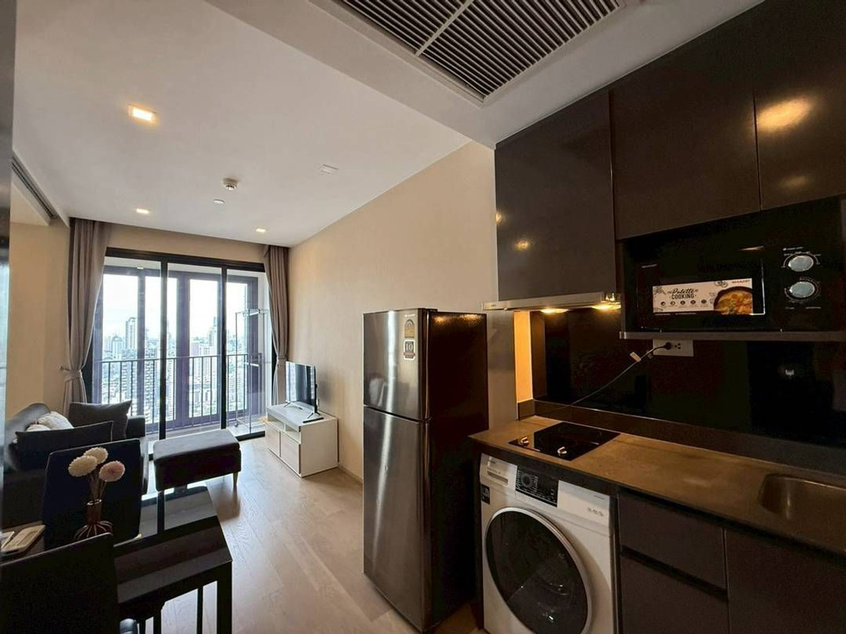 ให้เช่าคอนโดสุขุมวิท อโศก ทองหล่อ : Condo for rent  : Ashton Asoke , Closed MRT Sukhumvit/BTS Asoke/Terminal 21 (Rt-01)