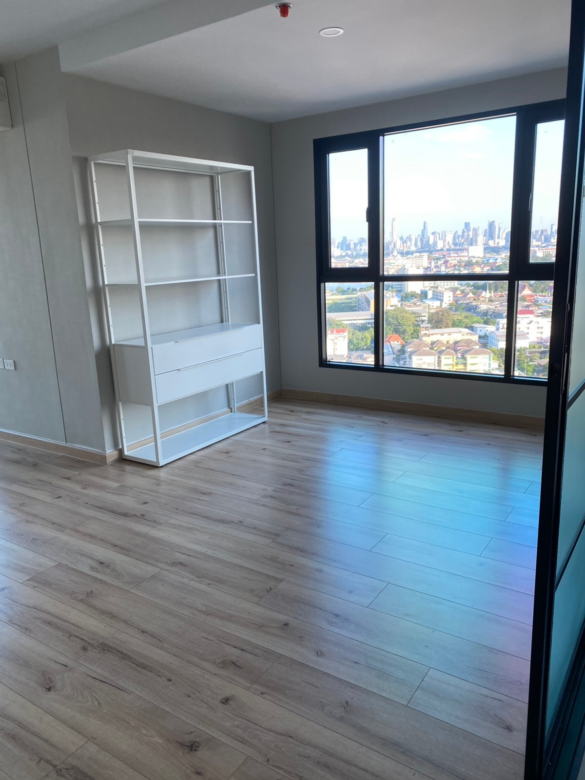 ขายคอนโดปิ่นเกล้า จรัญสนิทวงศ์ : 🔥ขาย Brix Condominium ห้องสวย ชั้นสูง วิวเมือง ระเบียงกว้างมากก น่าอยู่สุดๆ 