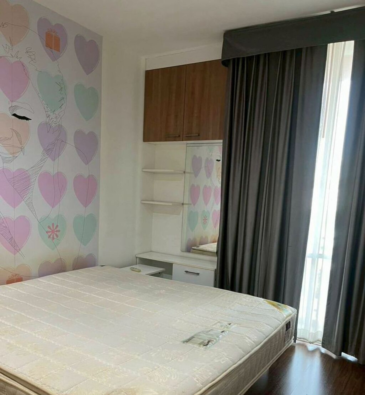 For RentCondoPattanakan, Srinakarin : For Rent The IRIS Rama 9 - Srinakarin Unit 515/45 (Pool view)