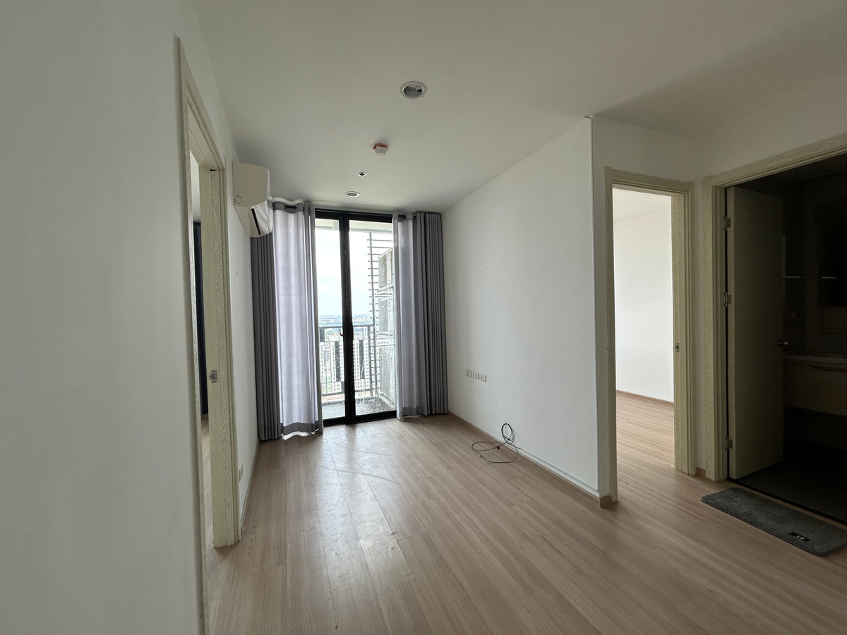 For SaleCondoOnnut, Udomsuk : Condo for sale Artemis Sukhumvit 77, size 2 bedrooms, 45 square meters, high floor, price includes transfer fee.