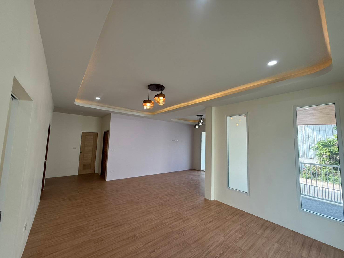 For SaleHousePattaya, Bangsaen, Chonburi : Single house with land Phet Kanchana Village / 3 Bedrooms (FOR SALE), House with Land Phet Kanchana Village / 3 Bedrooms (FOR SALE) BEWN123