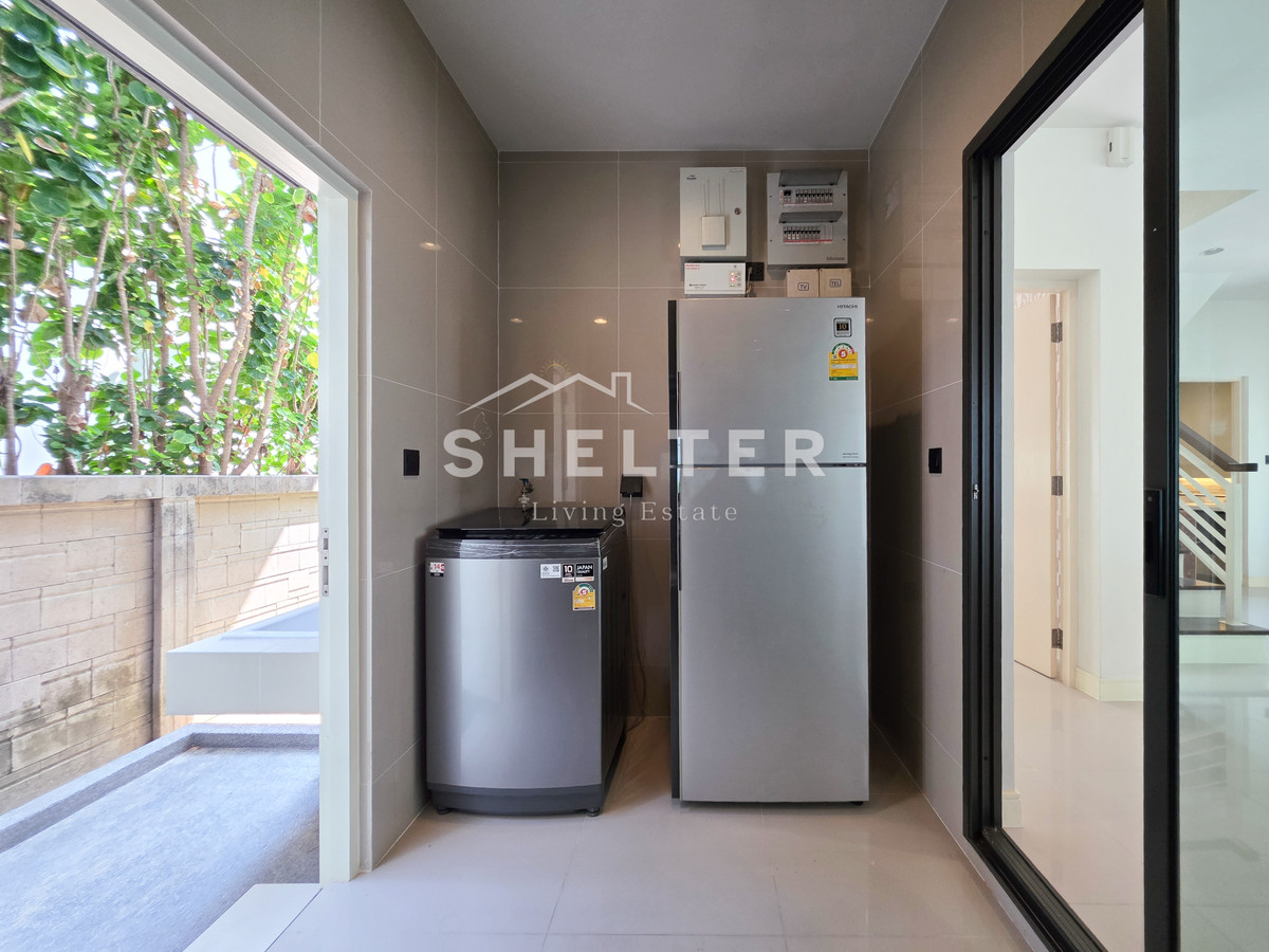 For RentHousePattanakan, Srinakarin : Single house for rent, ready to move in immediately, fully furnished, near Wellington International School 🏫