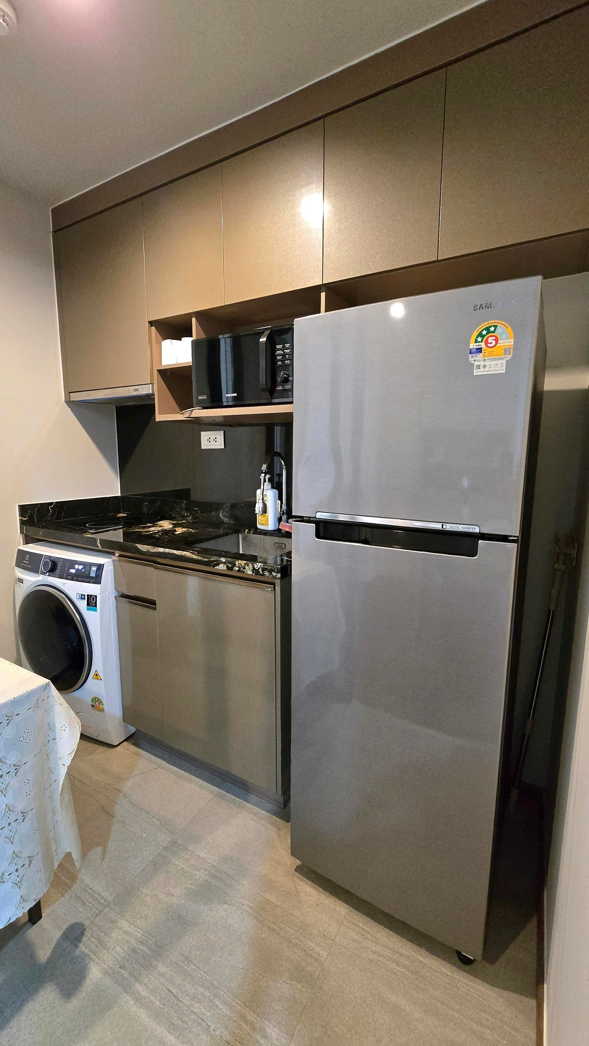 ขายคอนโดสุขุมวิท อโศก ทองหล่อ : 🔥ขายด่วน🔥ไอดีโอ คิว สุขุมวิท 36 *ขายพร้อมผู้เช่า ห้องกว้างมาก วิวสวน เฟอร์นิเจอร์ครบครัน ใจกลางทองหล่อ