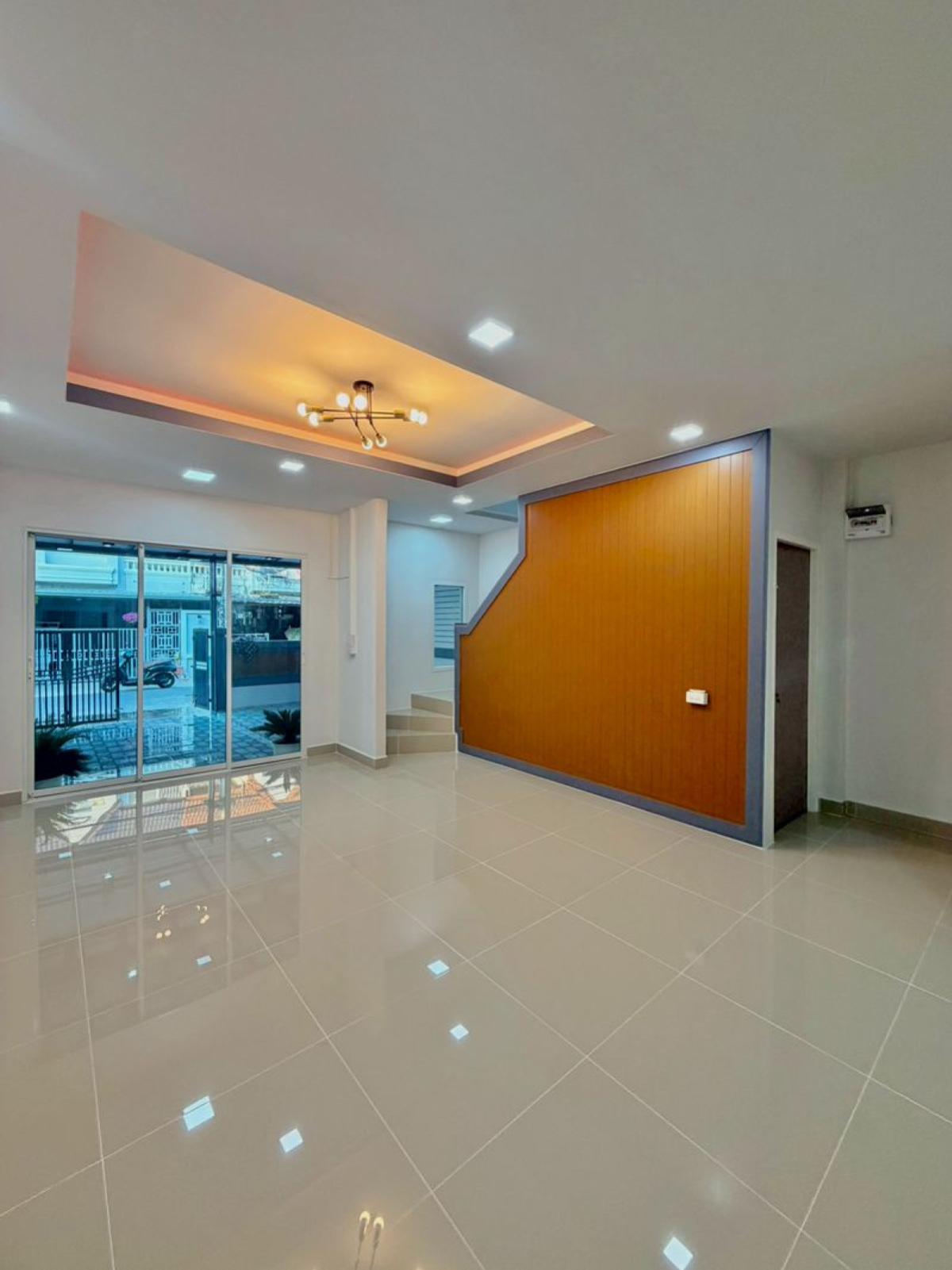 ขายทาวน์โฮมนนทบุรี บางใหญ่ บางบัวทอง : ขายทาวน์เฮ้าส์/ทาวน์โฮม  บ้านบัวทอง 2 บางรักพัฒนา บางบัวทอง นนทบุรี CX-148181