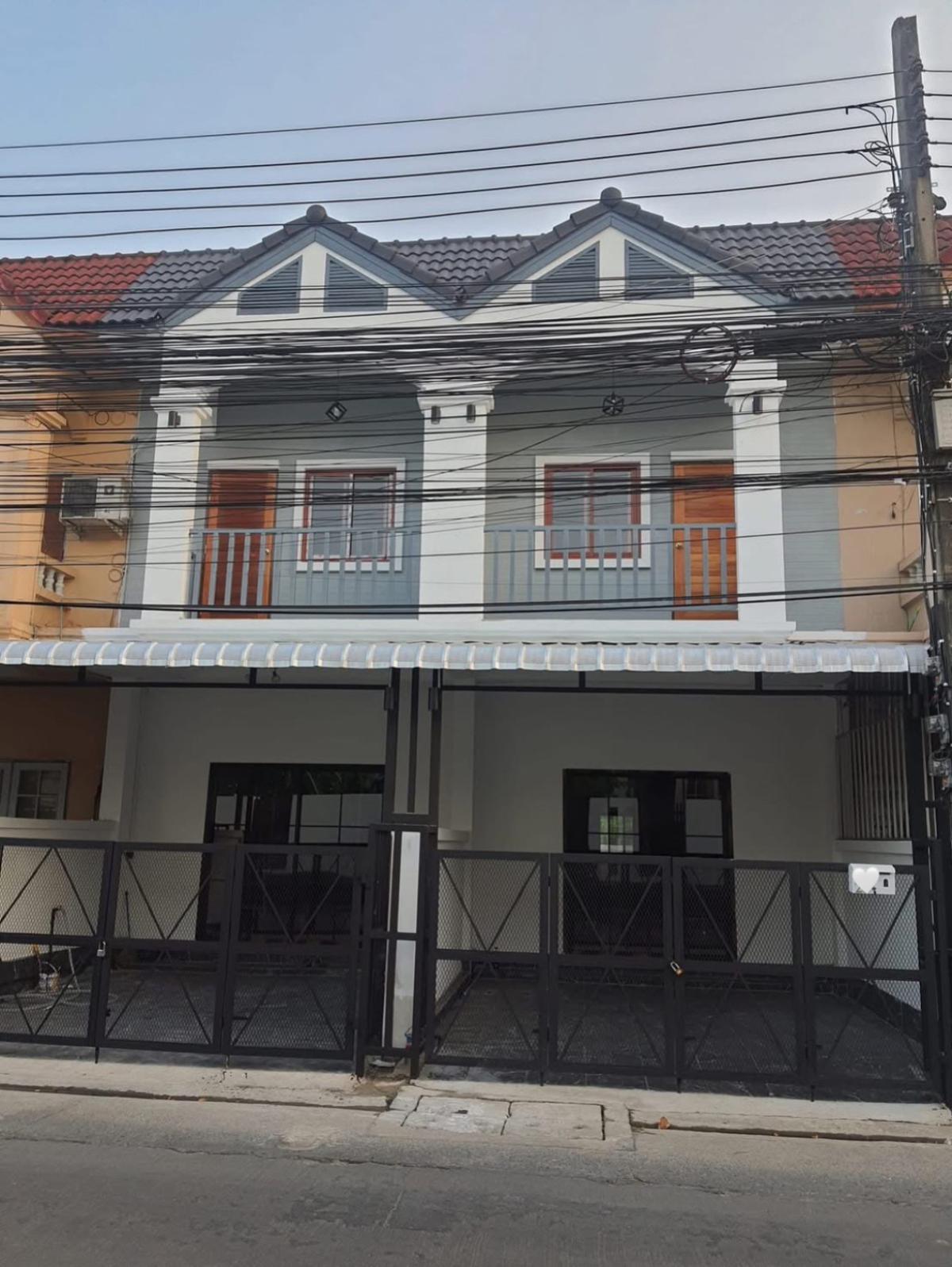 For SaleTownhomeChokchai 4, Ladprao 71, Ladprao 48, : For Sale Townhome Chokchai 4 Soi 84 Yaek 2 , Lat Phrao , Lat Phrao , Bangkok , CX-148739